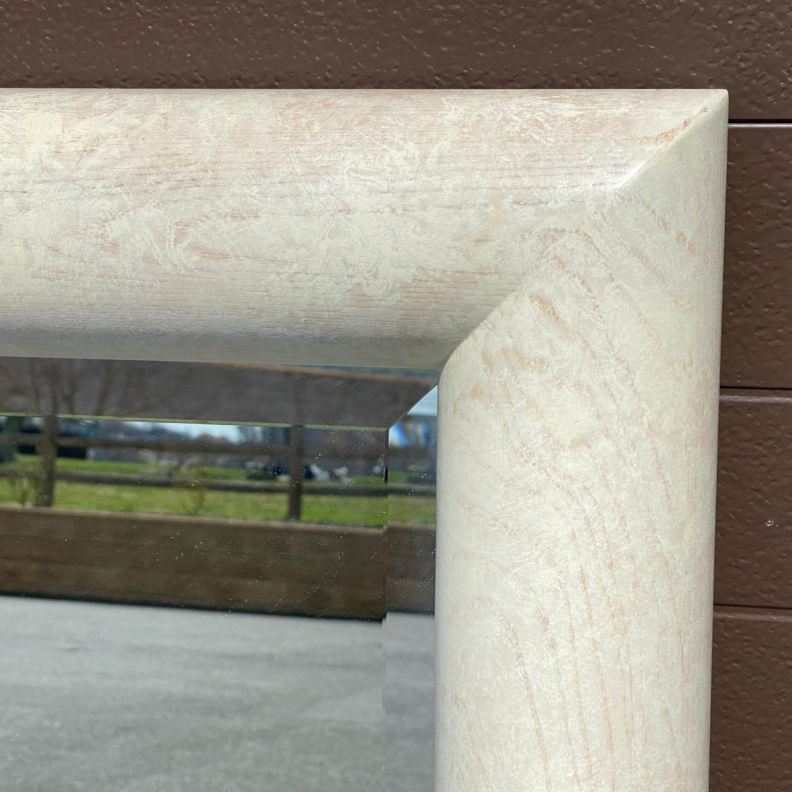 bullnose hanger for mirror