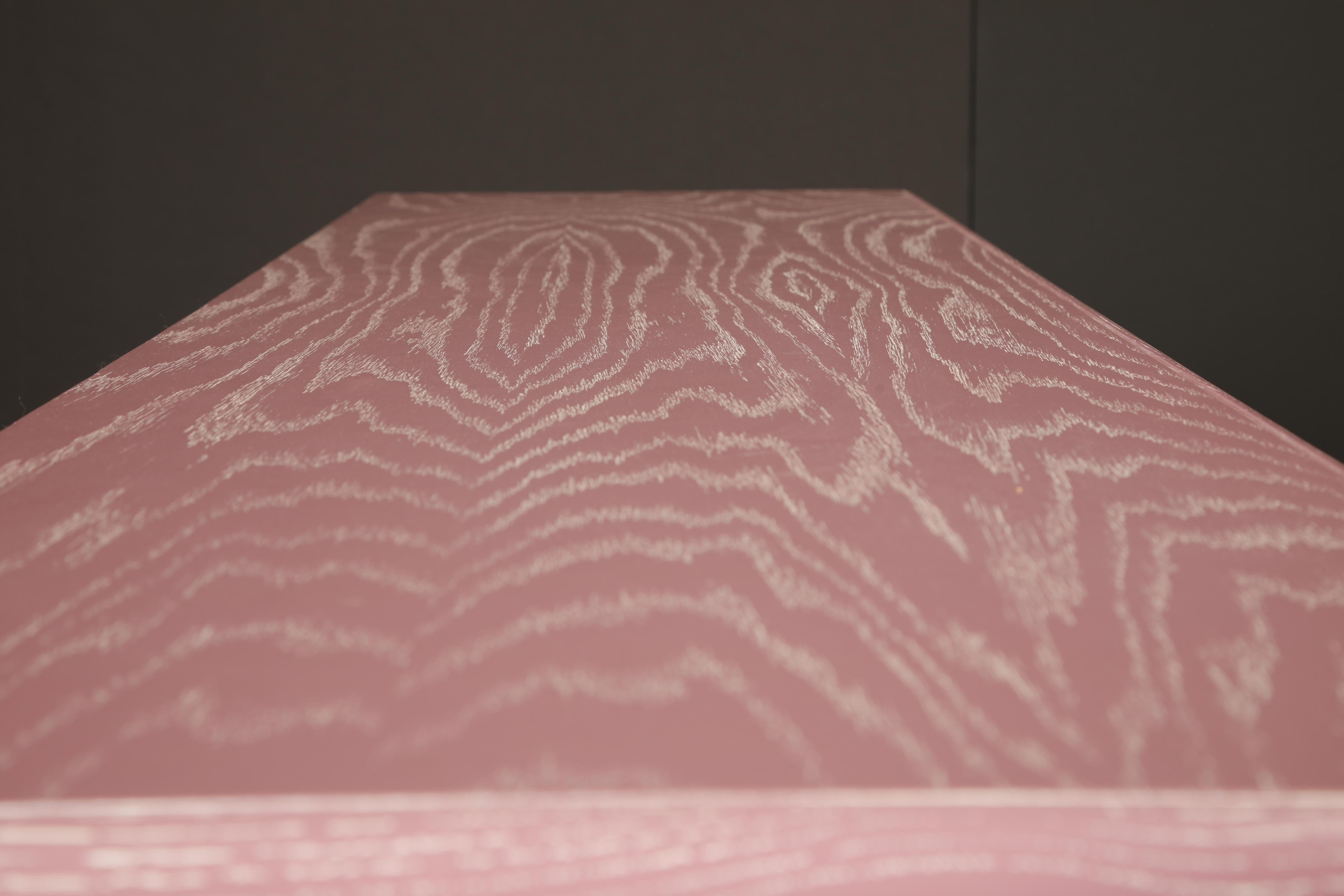 Postmodern Cerused Pink Dresser In the Style of Jay Spectre for Century, 1980s im Angebot 11