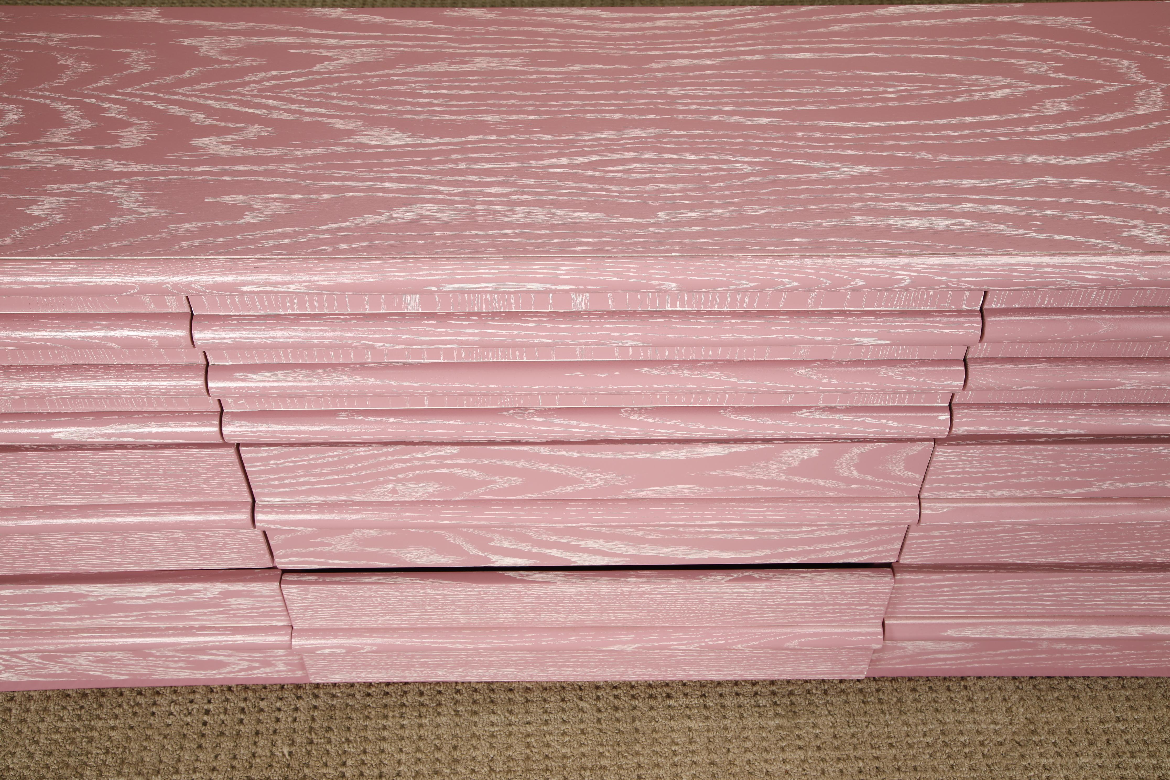 Postmodern Cerused Pink Dresser In the Style of Jay Spectre for Century, 1980s (Lackiert) im Angebot