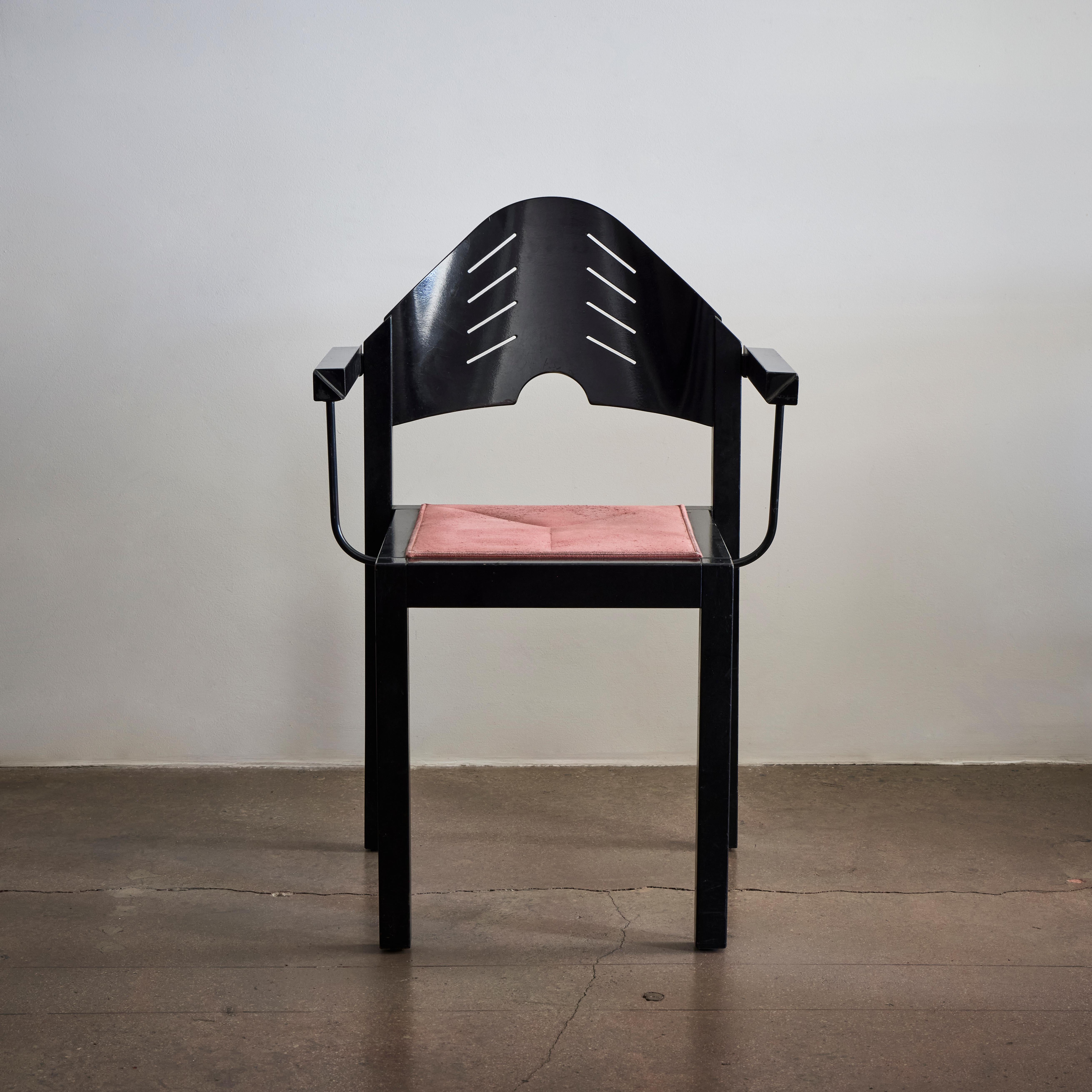Chaises postmodernes de Thonet en vente 10