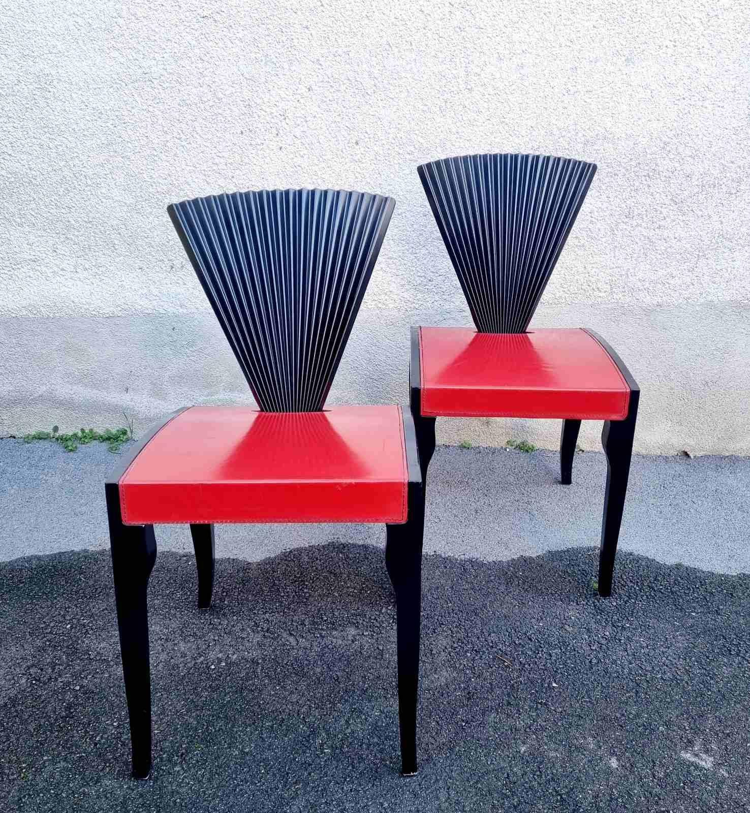 Pair of unique Italian Postmodern chairs designed by Emanuelle Zenere for Cattelan Italia
I must have items for design collectors

