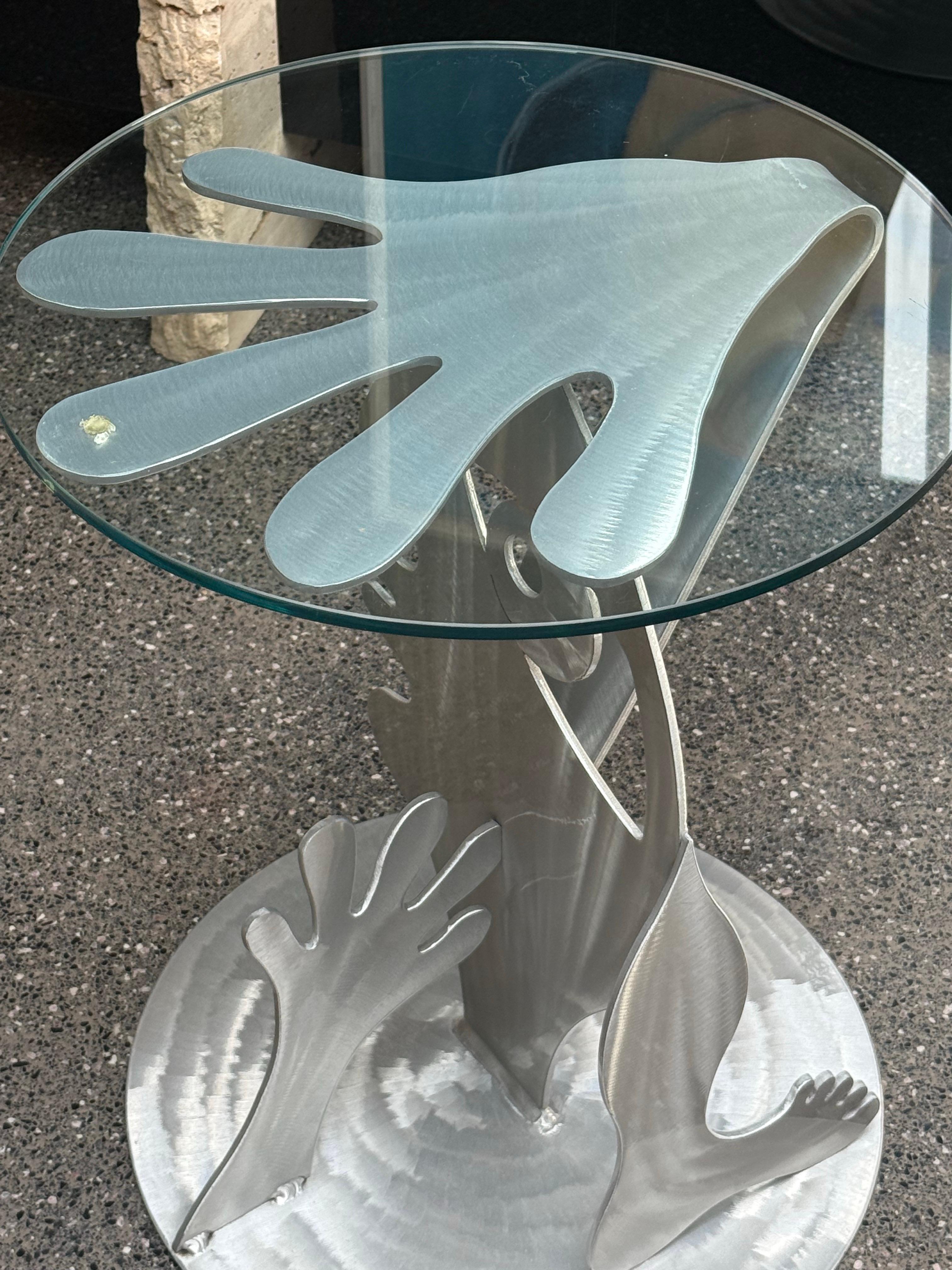 Postmoderner Christopher Royal Einzelner Beistelltisch (Ende des 20. Jahrhunderts) im Angebot