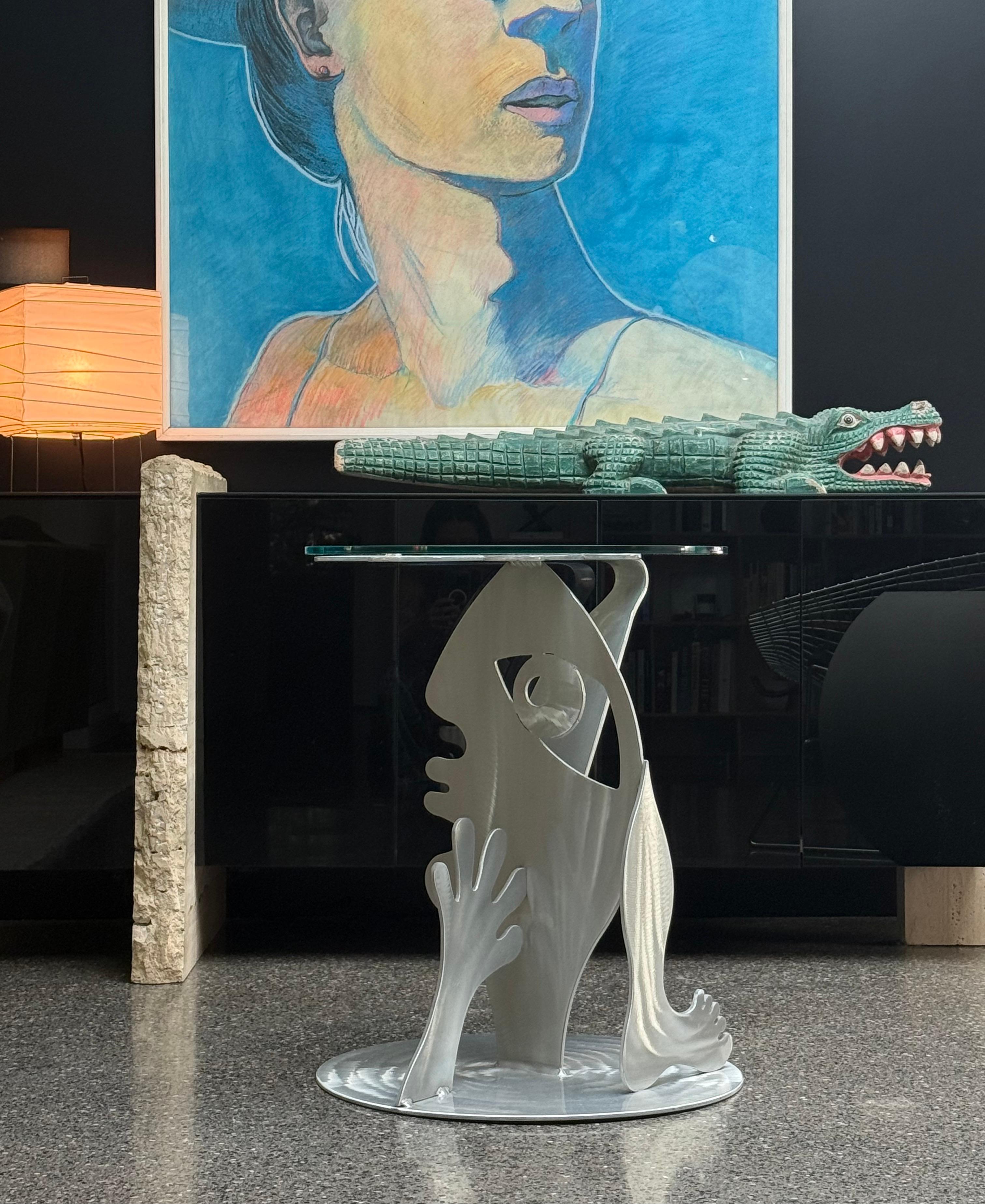 Postmoderner Christopher Royal Einzelner Beistelltisch im Angebot 1