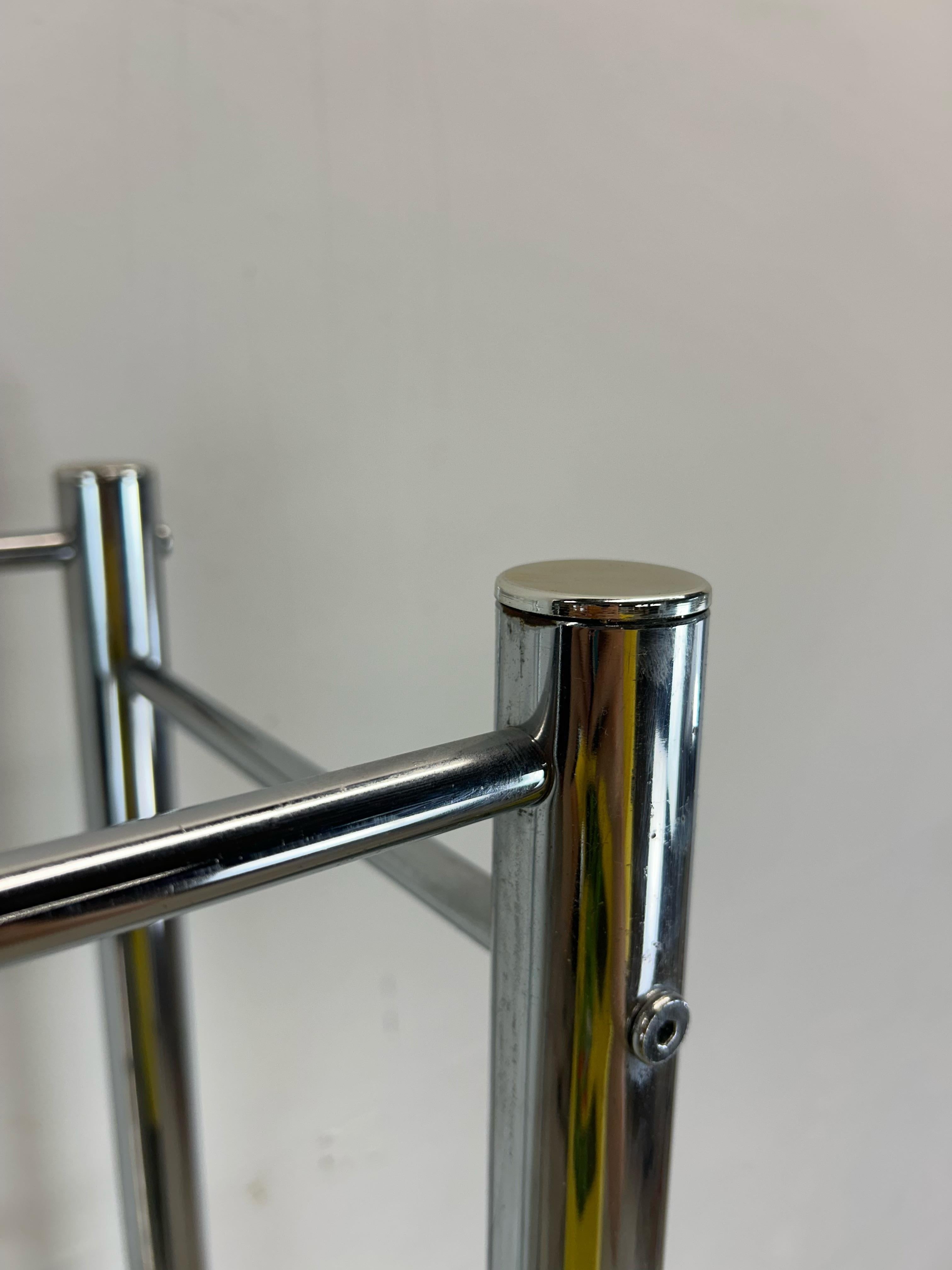 Postmodern Chrome and Glass Etagere 6
