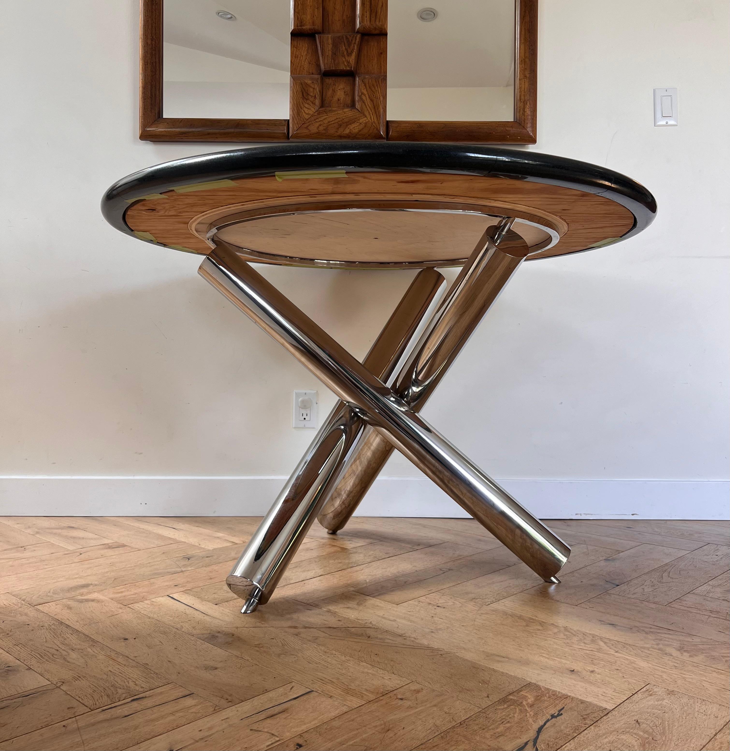 Postmodern chrome and granite circular dining table, late 20th century For Sale 9