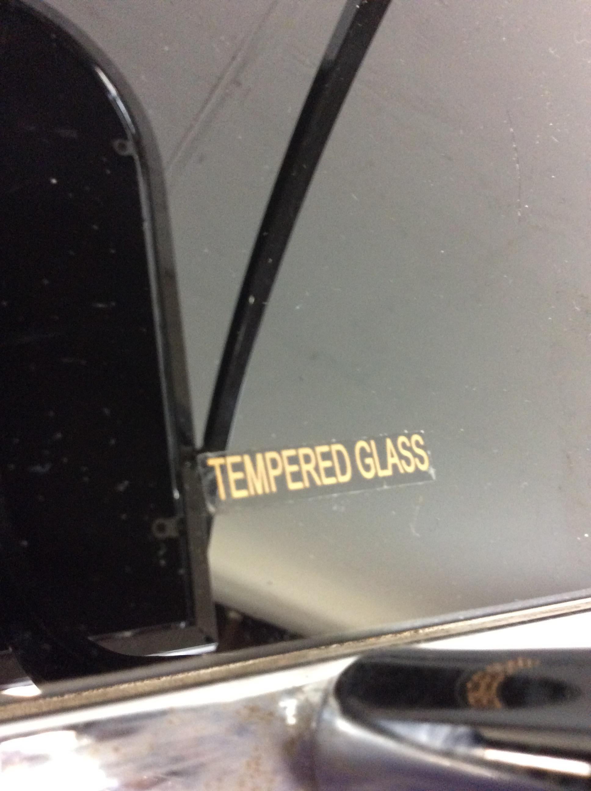 Carrito de bar con ruedas postmoderno de cromo y cristal en venta 7