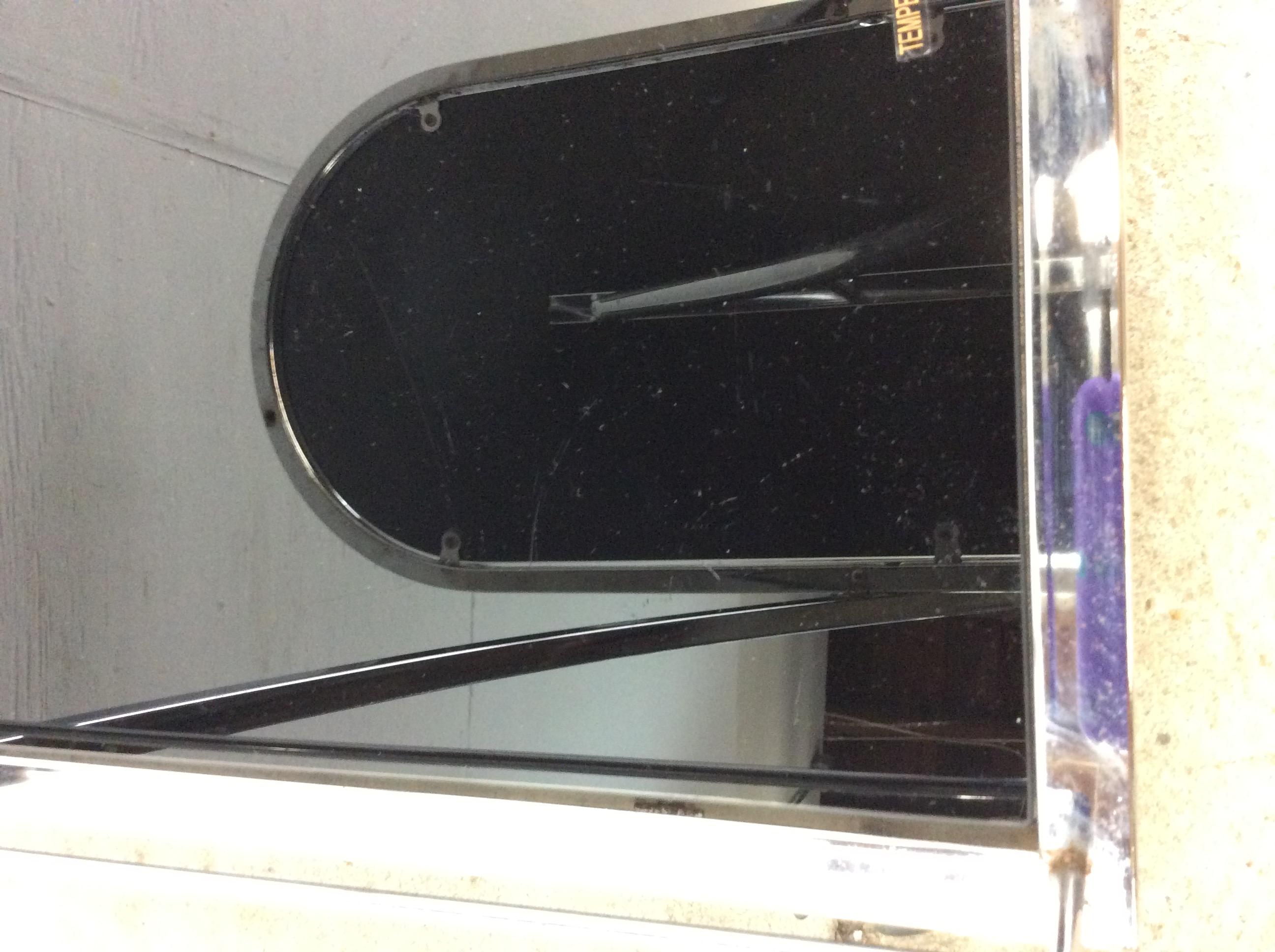 Carrito de bar con ruedas postmoderno de cromo y cristal en venta 9