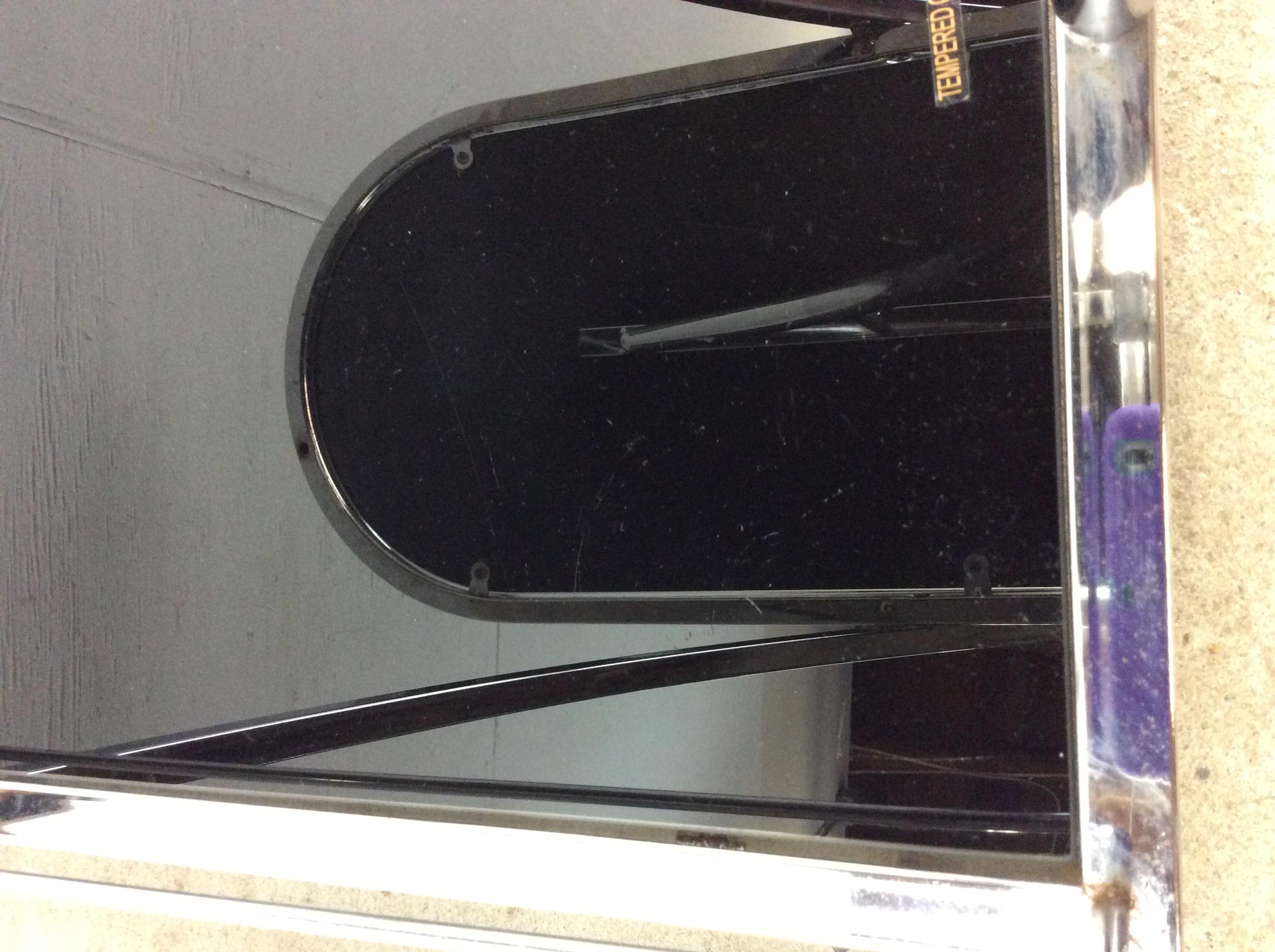 Carrito de bar con ruedas postmoderno de cromo y cristal en venta 10