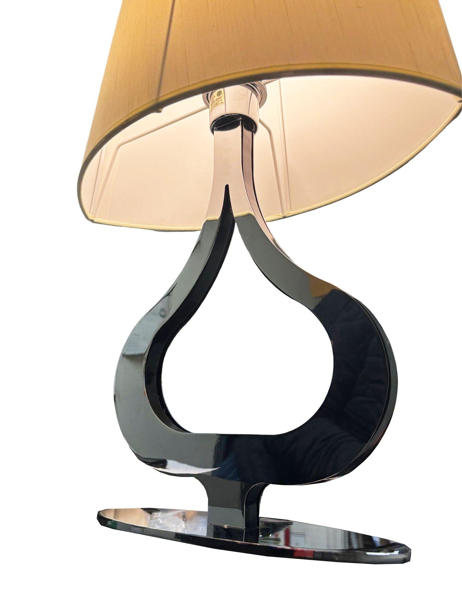 Modern Postmodern Chrome Tear Drop Shaped Table Lamp For Sale