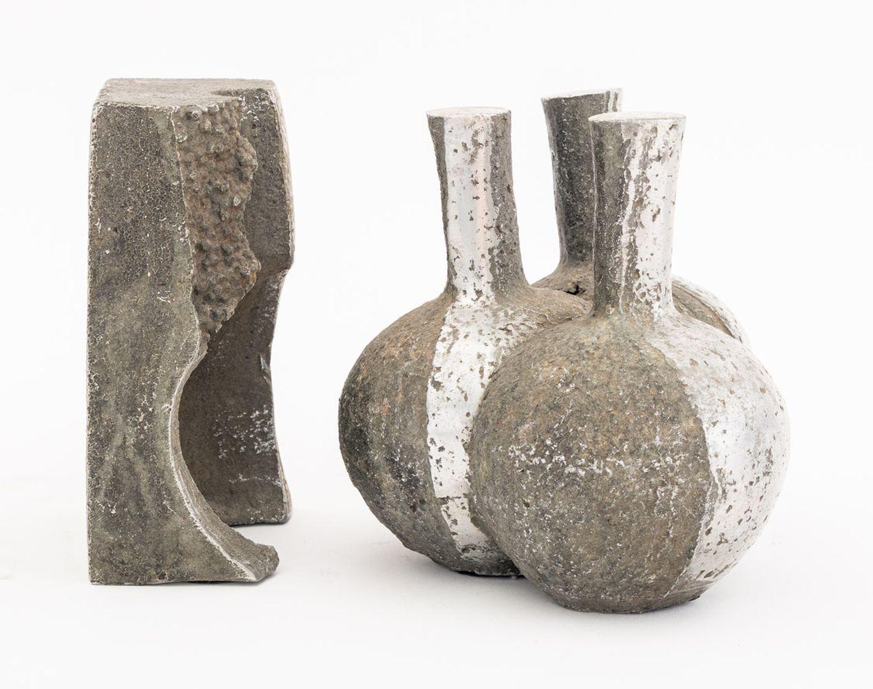 XX secolo Scultura postmoderna in acciaio cromato in due pezzi in vendita