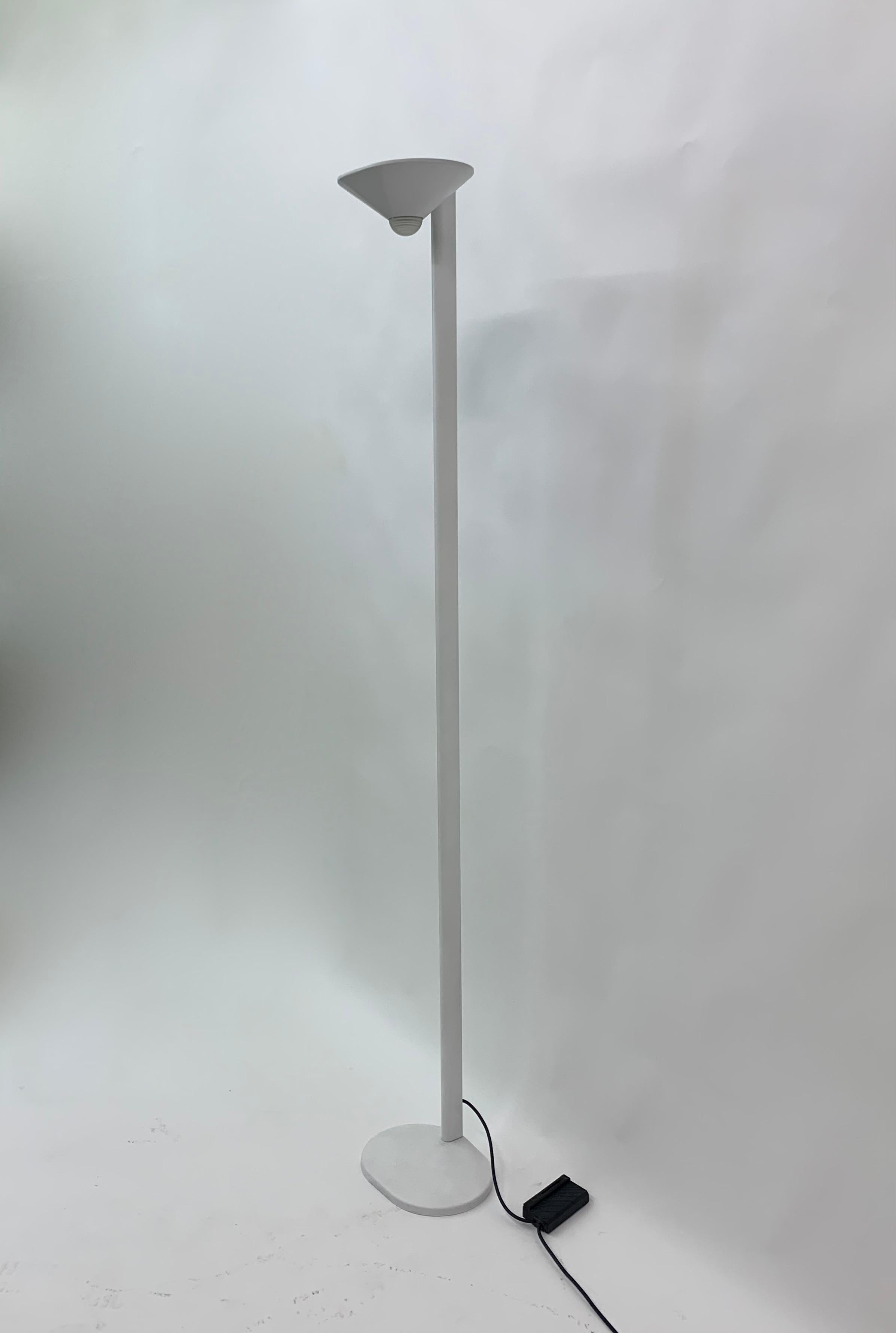 Postmodern ‘Ciclope’ Halogen Floor Lamp by Barbieri Marianelli, Italy For Sale 2