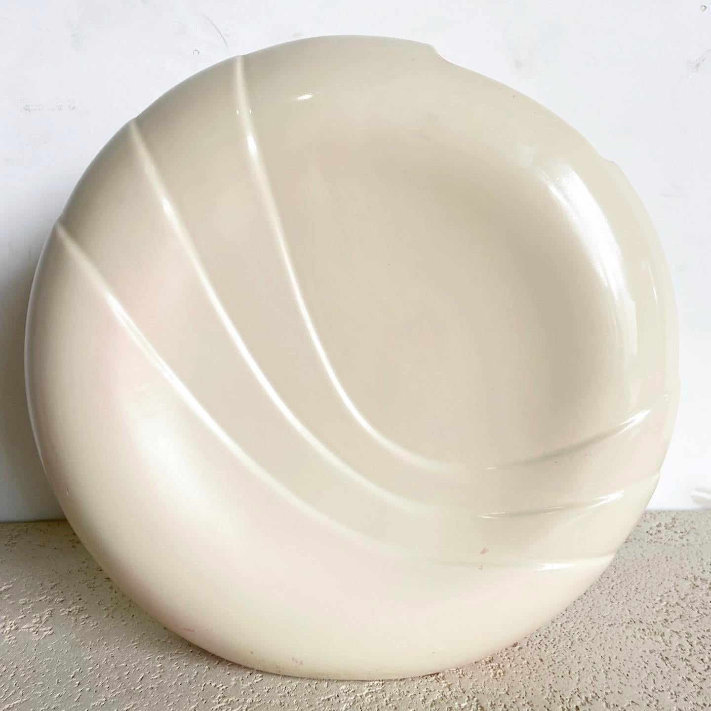 Postmodern Circular Cream Vase by Haeger For Sale 1