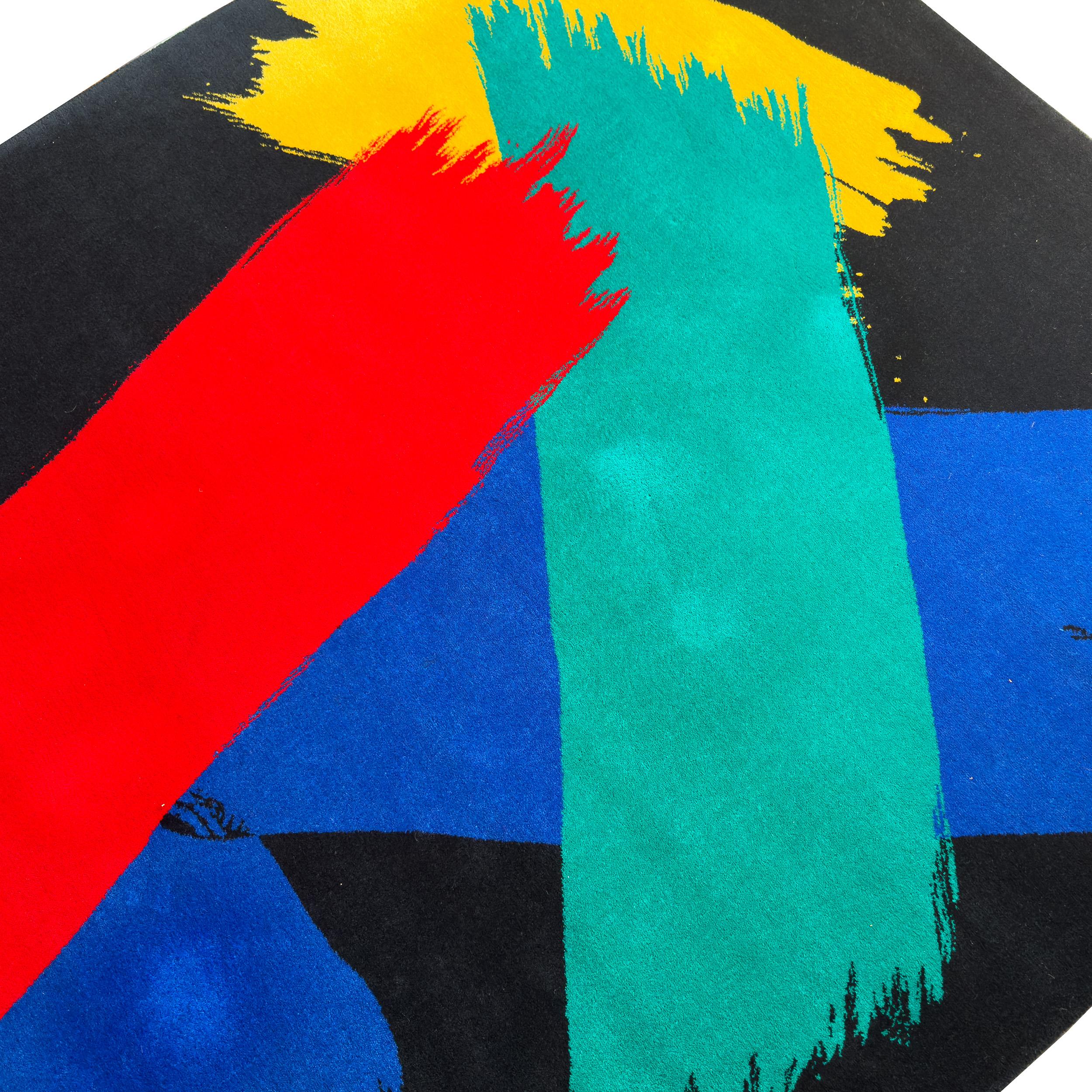 Fin du 20e siècle Postmodern “City” Rug by Zofia Rostad for Louis de Poortere en vente