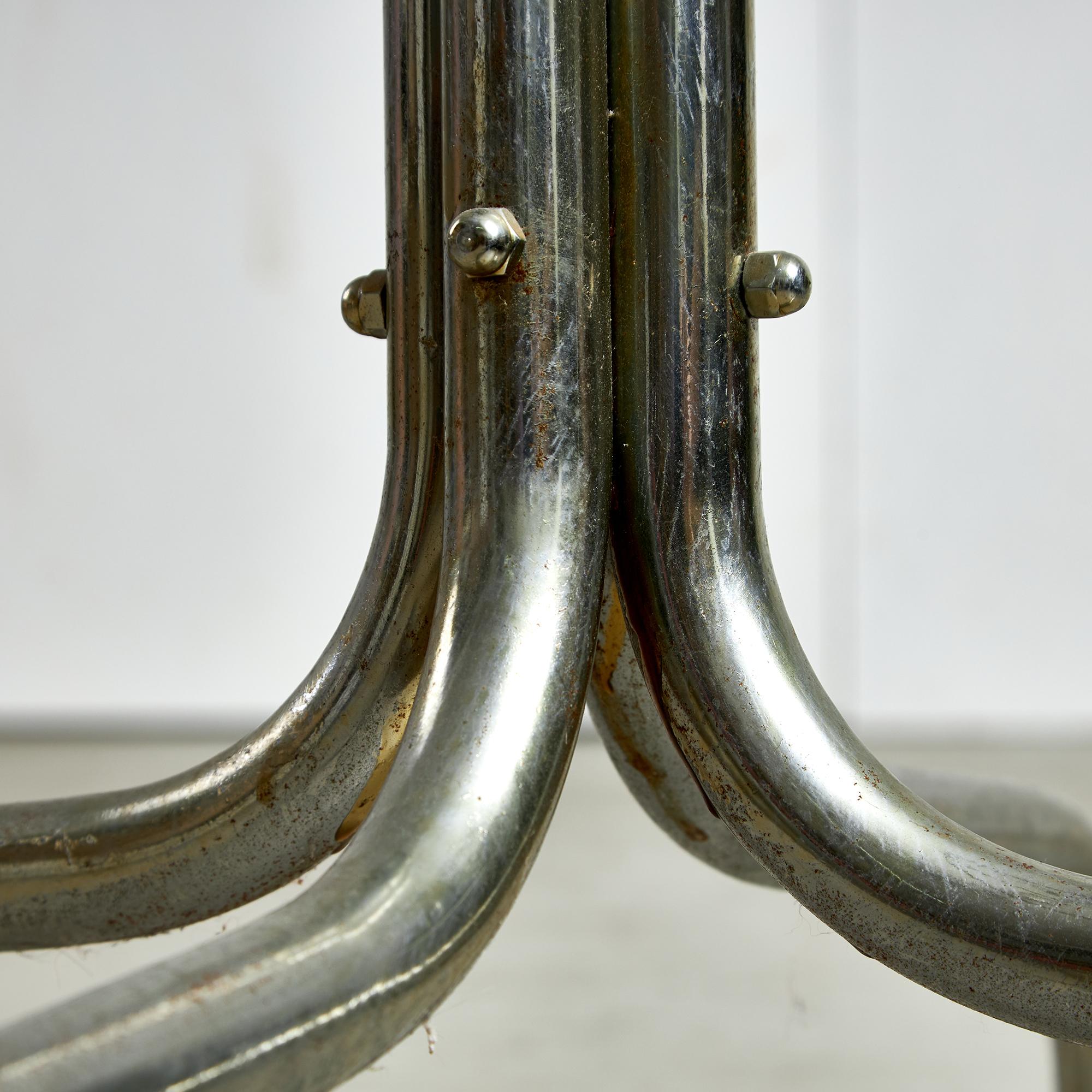 Postmodern Coat Rack with Four Arms, Umbrella Holder and Black Vinyl Spheres For Sale 3