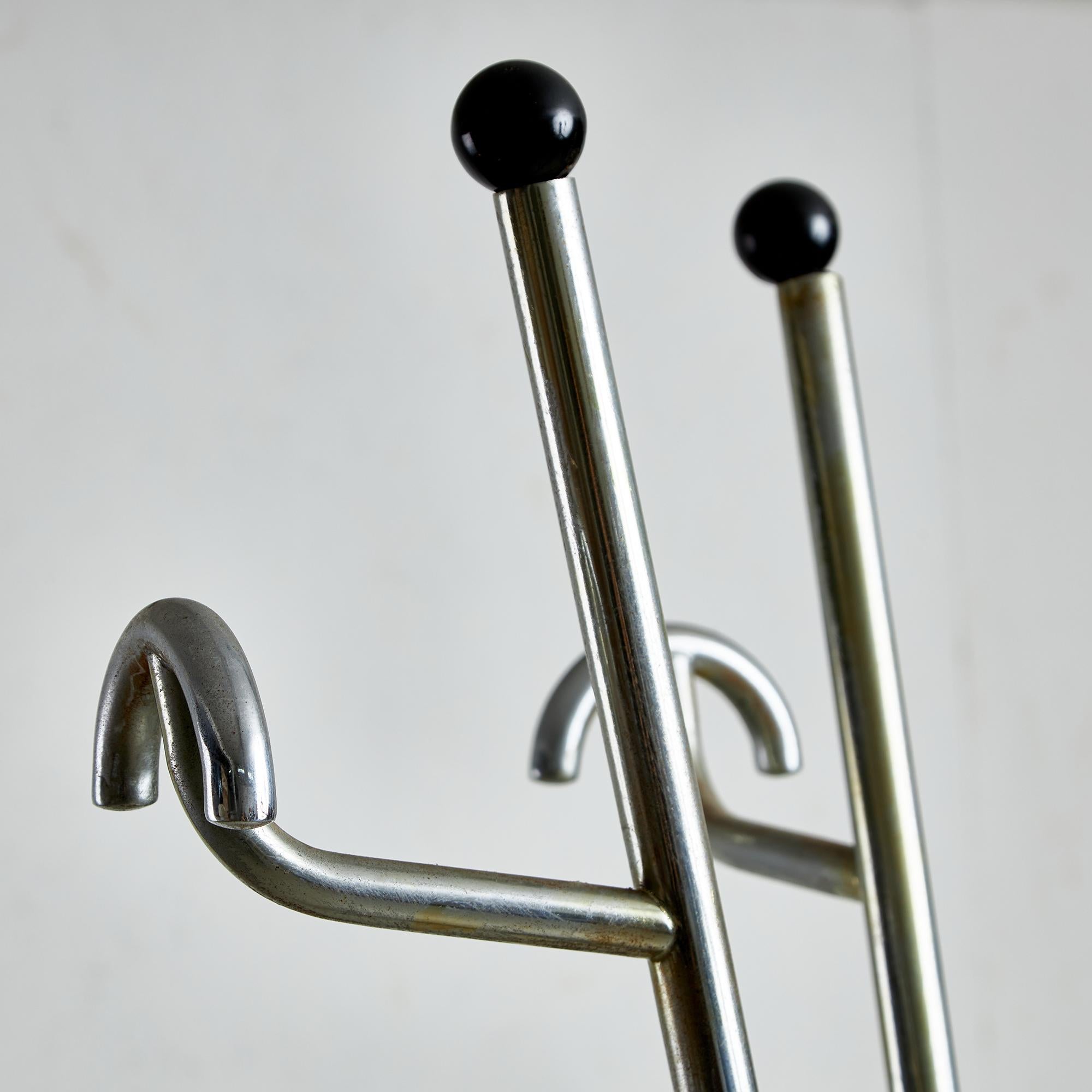 Italian Postmodern Coat Rack with Four Arms, Umbrella Holder and Black Vinyl Spheres For Sale