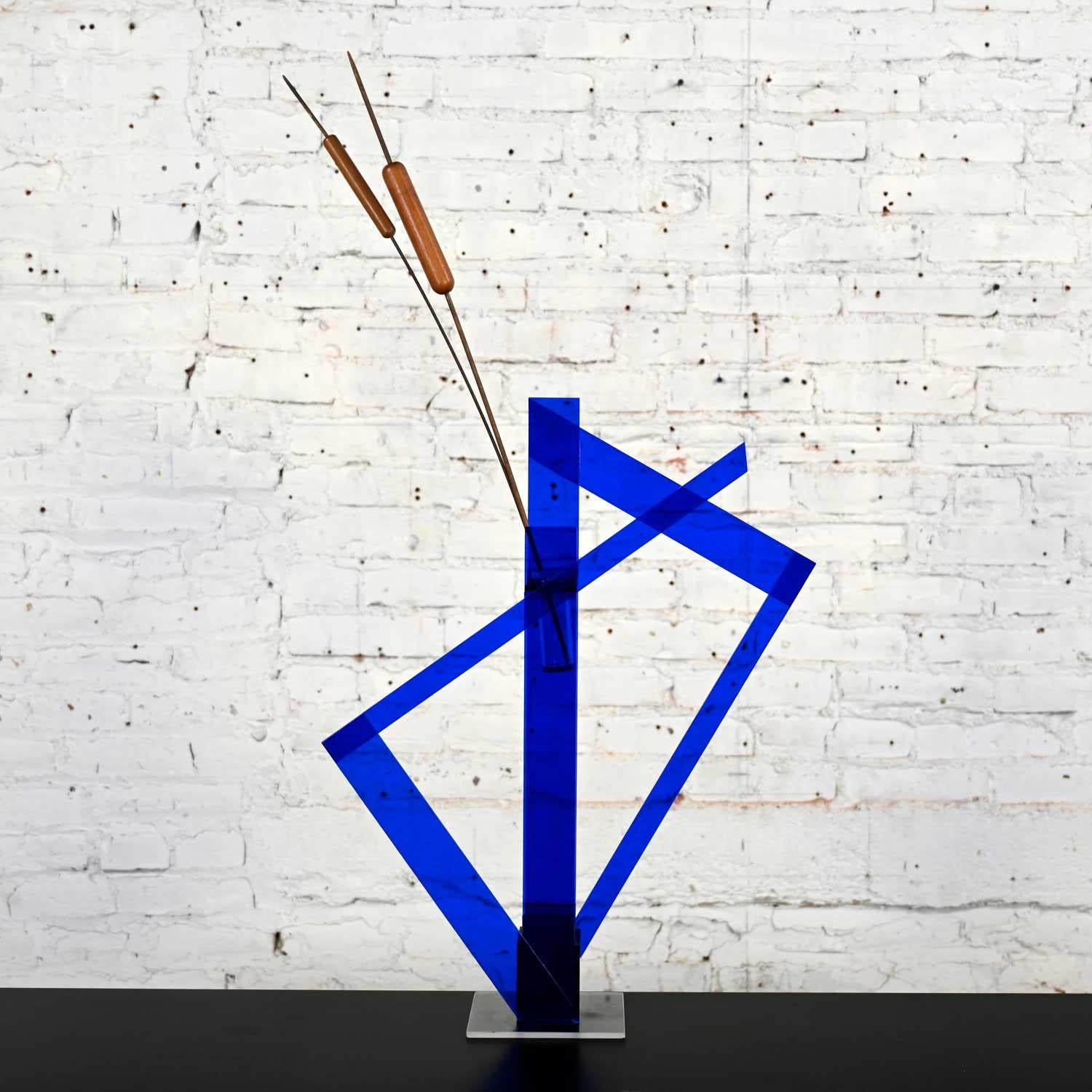 Postmodern Cobalt Blue Plexiglass Abstract Vase or Sculpture For Sale 5