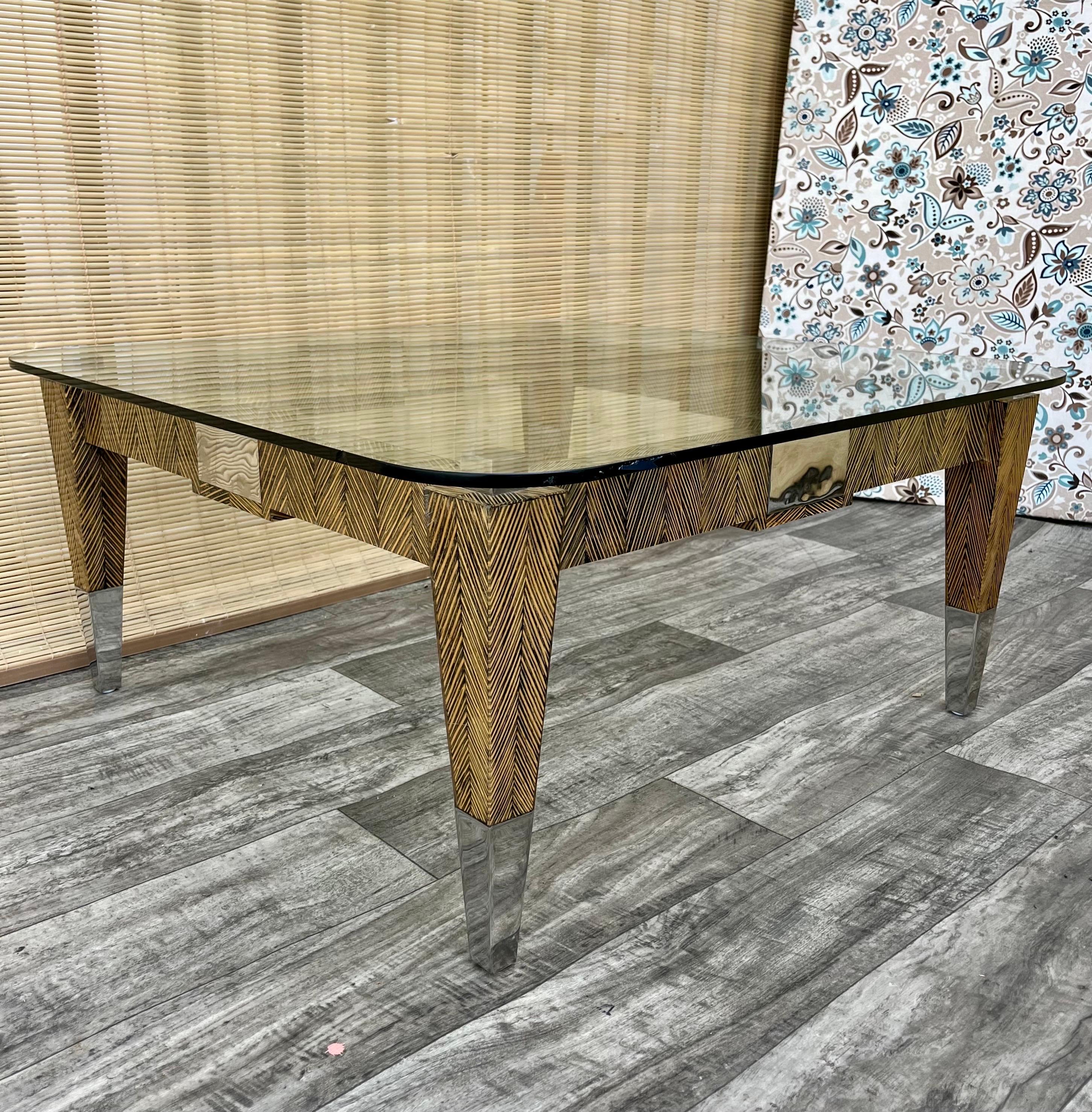 Table basse postmoderne Coco Wood Glass Top par Robb & Stucky. Circa 1990 en vente 4