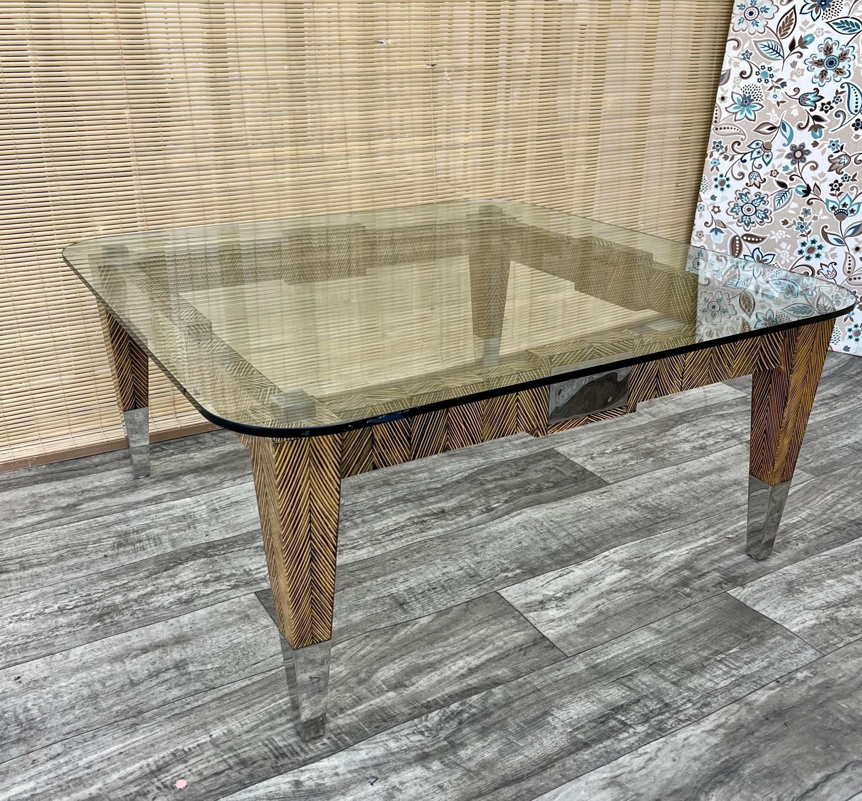 Table basse postmoderne Coco Wood Glass Top par Robb & Stucky. Circa 1990 en vente 5