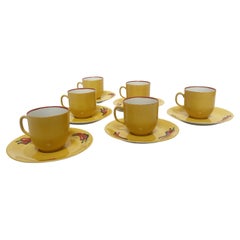 Ensemble de tasses à café postmodernes "Peppers" par Hilton McConnico et Limoges, années 1980.