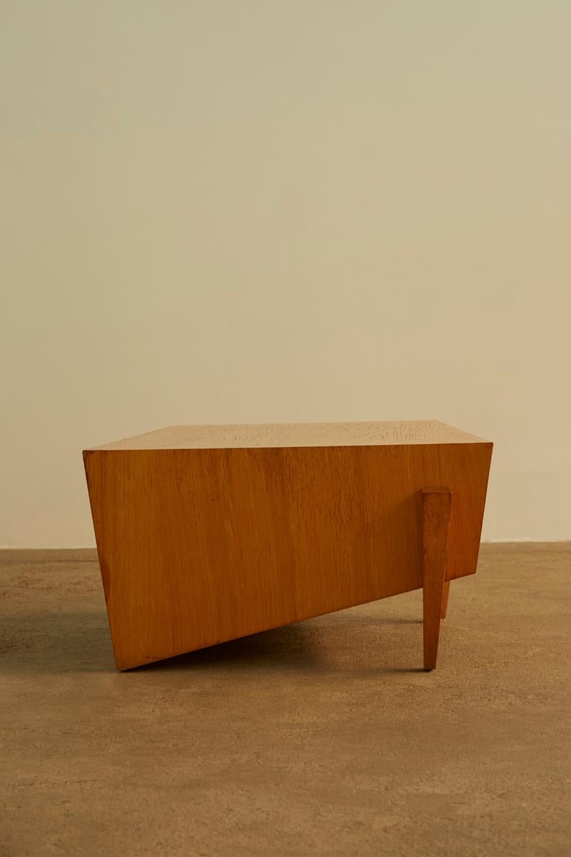 Table basse postmoderne État moyen - En vente à London, GB