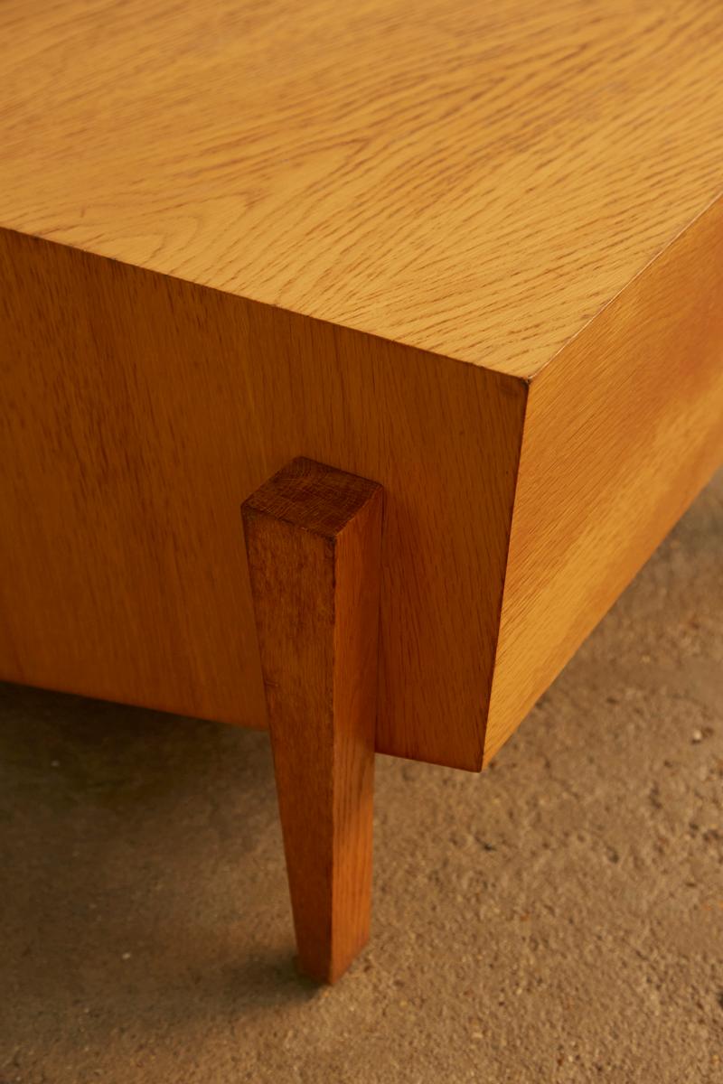 Table basse postmoderne en vente 1