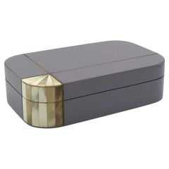 Postmoderne Contemporary Lacquer Kommode Made in Italy