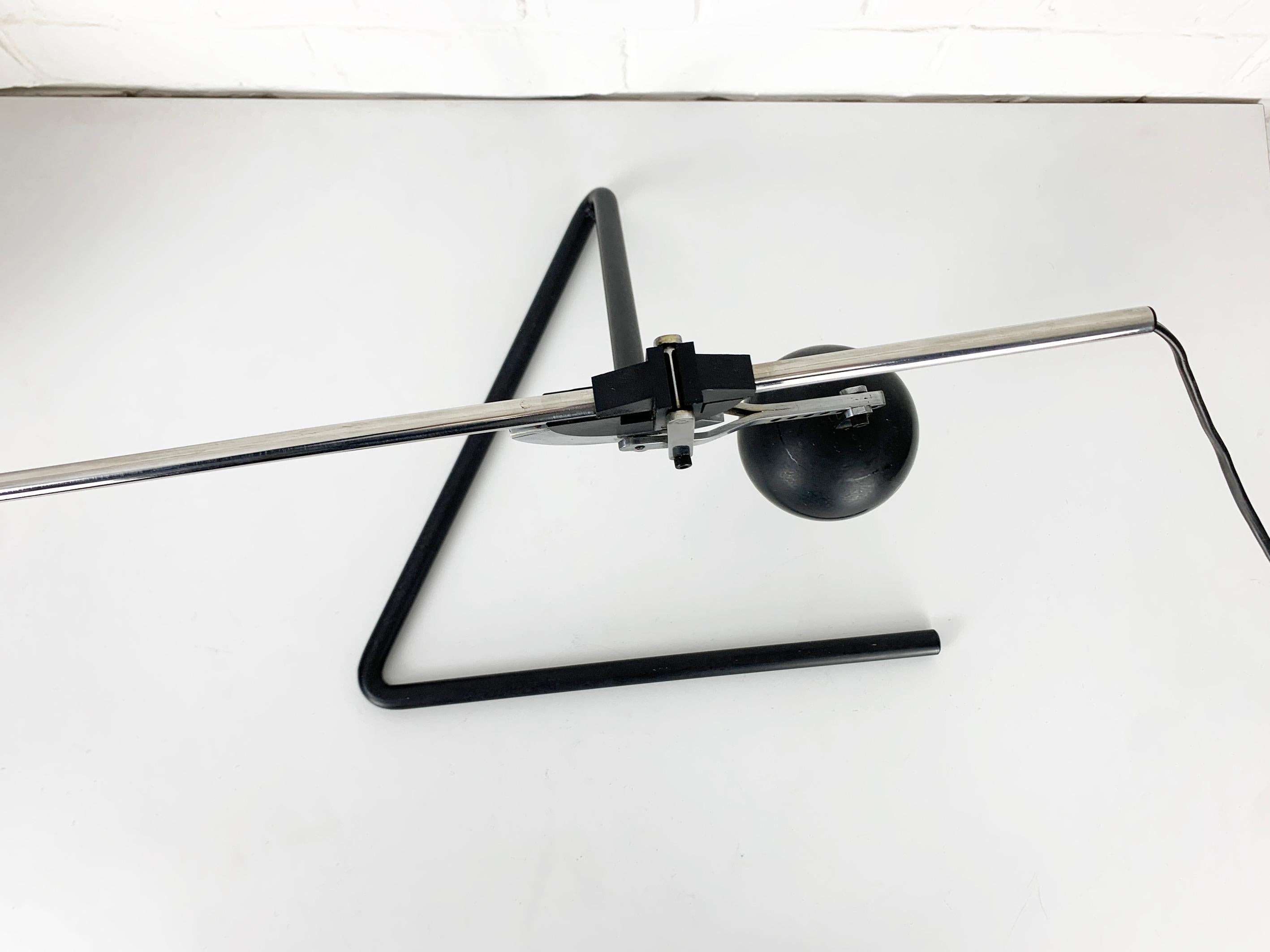 Postmodern Counterweight Desk Lamp by Robert Sonneman, USA 1970-80s For Sale 6