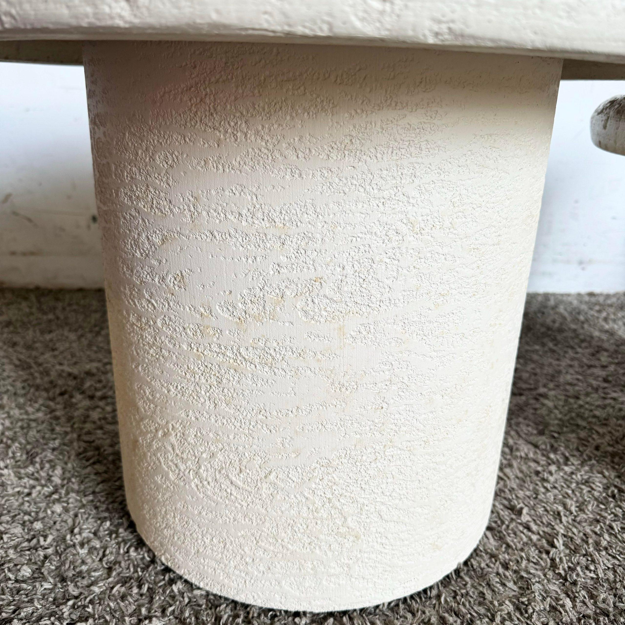 Postmodern Cream Faux Coral Circular Mushroom Nesting Tables - Set of 3 For Sale 1