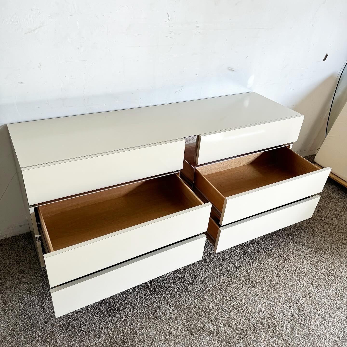 Postmodern Cream Lacquer Laminate and Glass Mirror Dresser - 6 Drawers For Sale 1