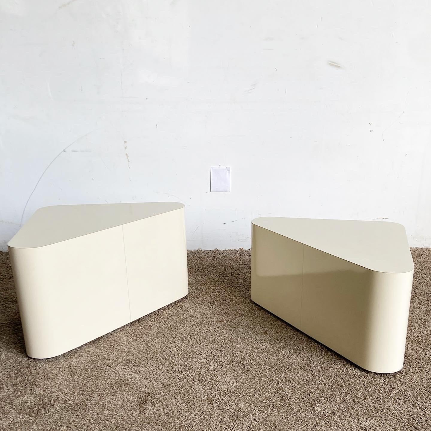 Wood Postmodern Cream Lacquer Laminate Triangular Nesting Side Tables For Sale
