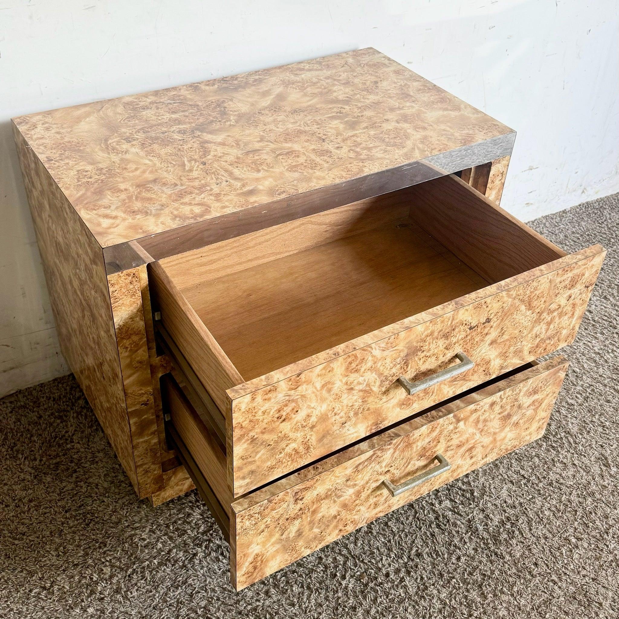 Fin du 20e siècle Table de nuit / table d'appoint postmoderne en stratifié Cubic Burl Wood en vente