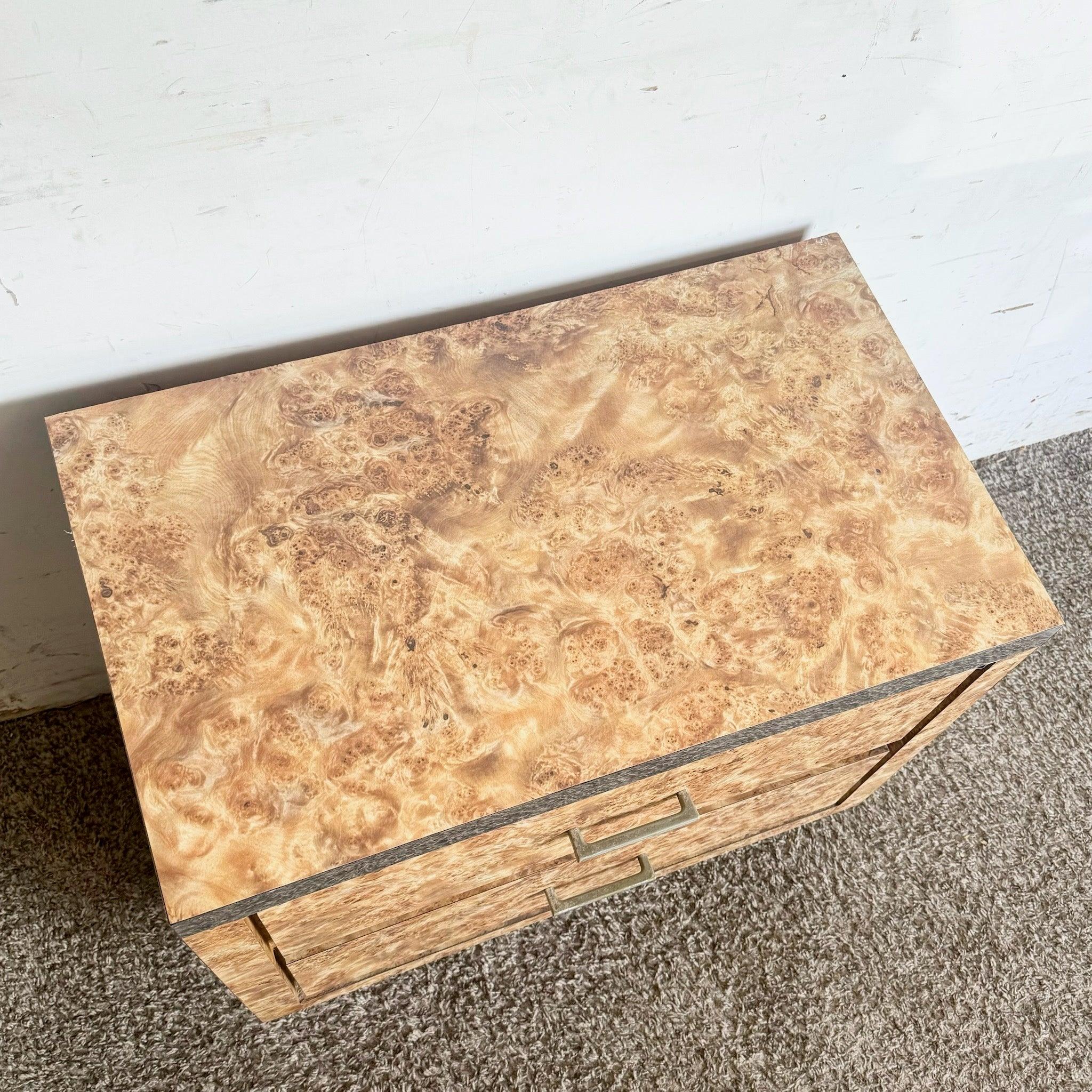Table de nuit / table d'appoint postmoderne en stratifié Cubic Burl Wood en vente 2