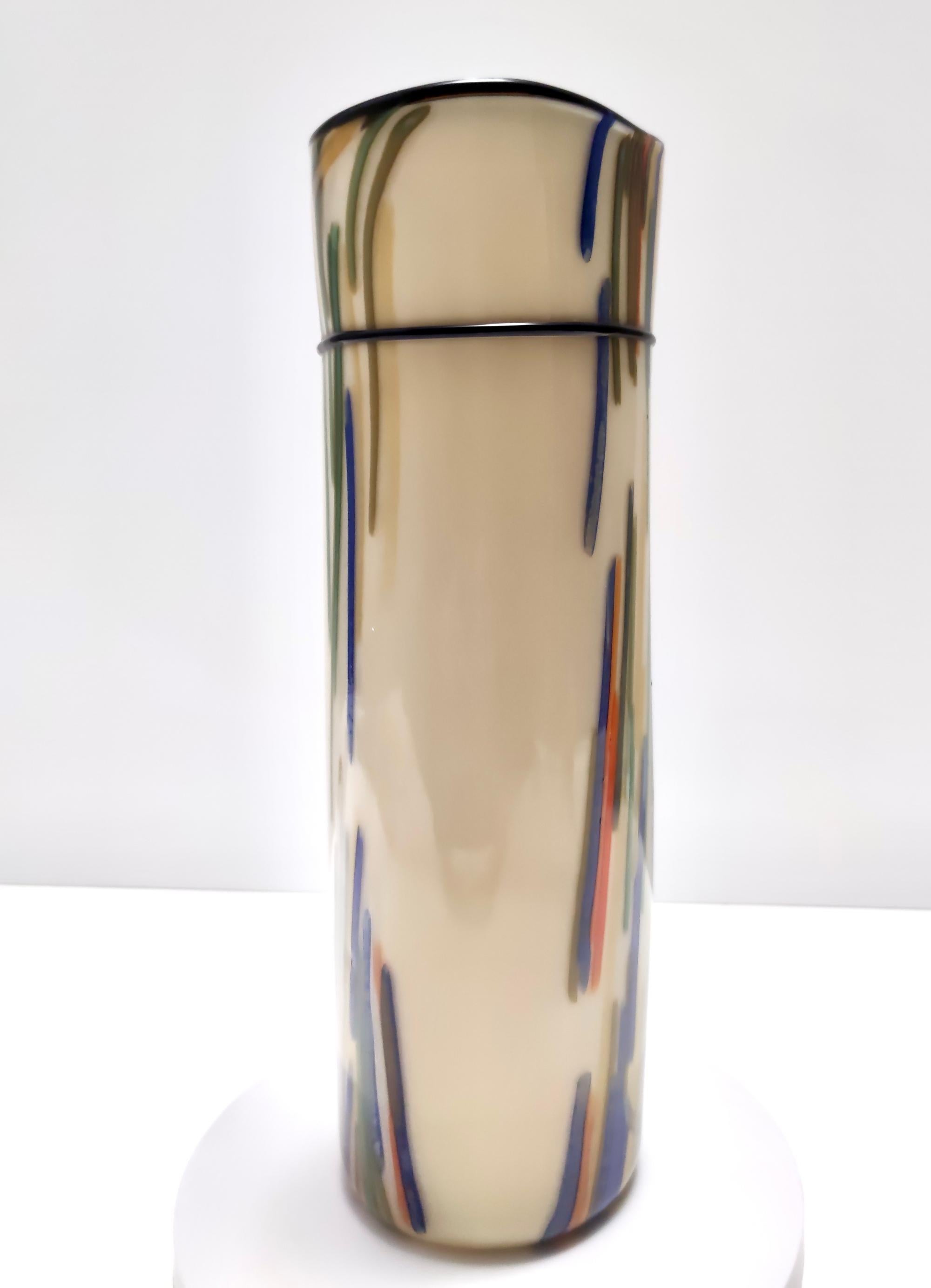 Postmodern Cylindric Encased and Hand-blown Opaline Glass Vase, Italy In Excellent Condition For Sale In Bresso, Lombardy