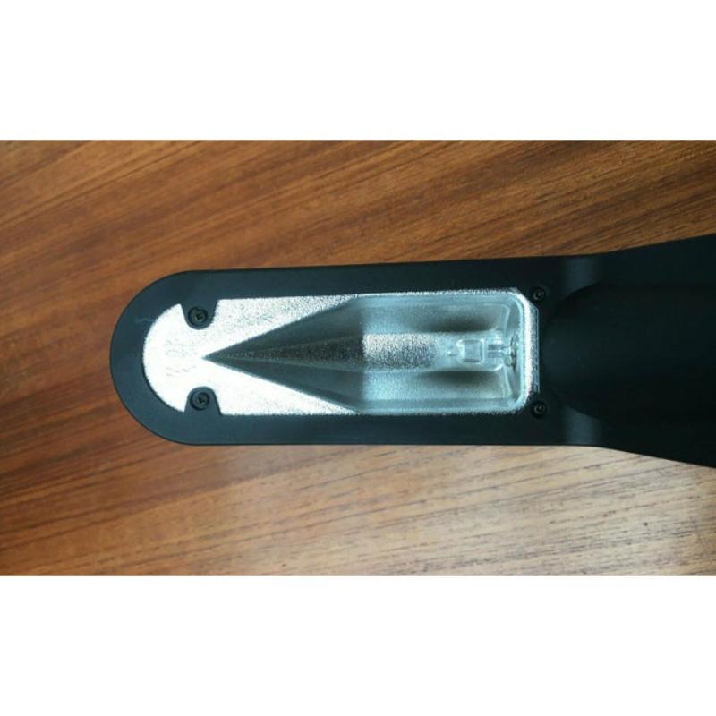 Postmoderne dänische Tischlampe Rappe Louis, Modell Rappe Louis von Alfred Homann, 1980er Jahre (Metall) im Angebot
