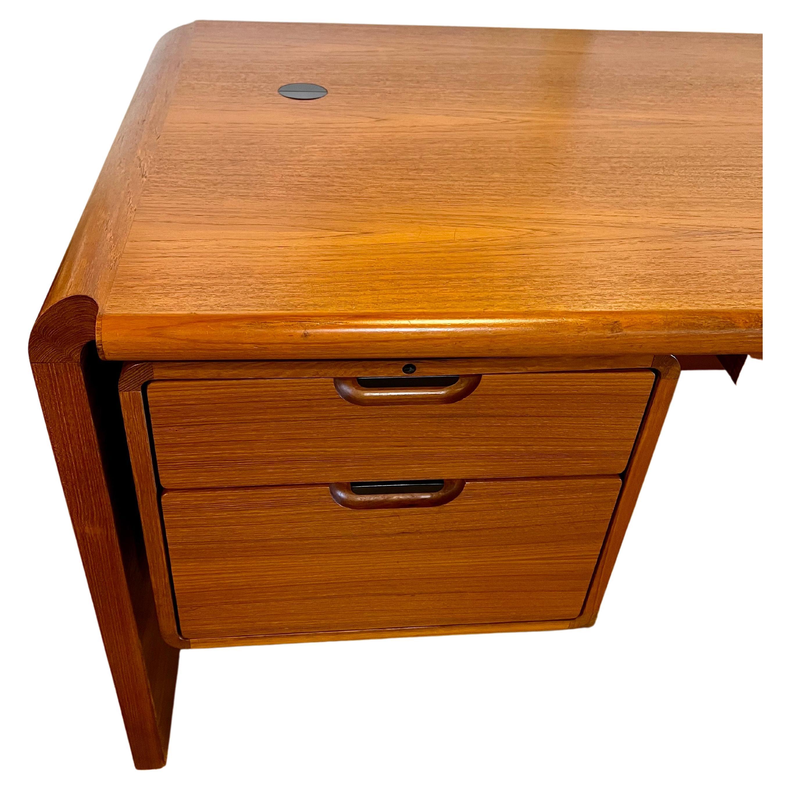 Postmodern Danish Teak Executive Office System Credenza Desk & File Cabinet In Excellent Condition In San Diego, CA
