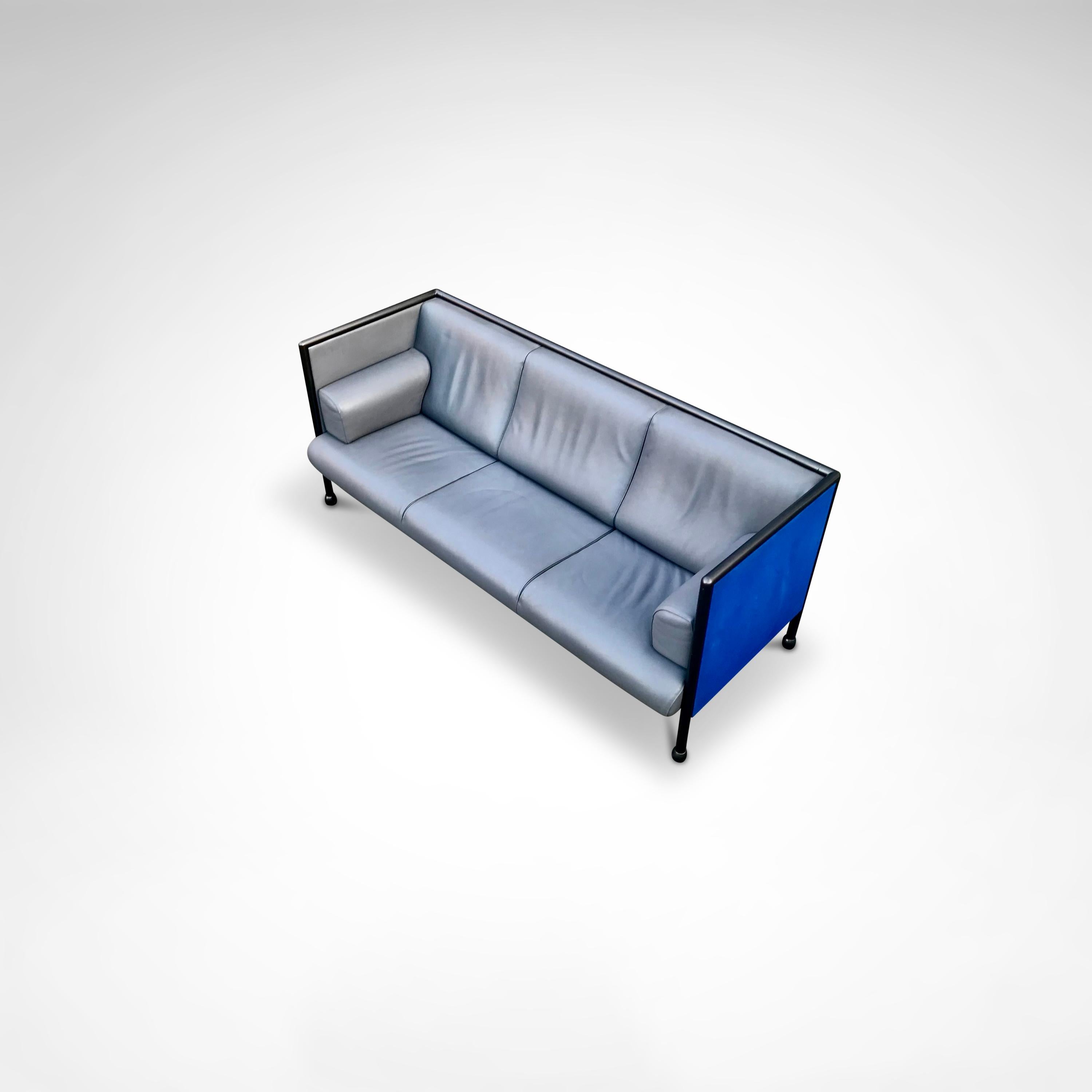 Postmodernes 3-Sitzer-Sofa Danube 850 von Ettore Sottsass für Cassina 1992 (Ende des 20. Jahrhunderts) im Angebot