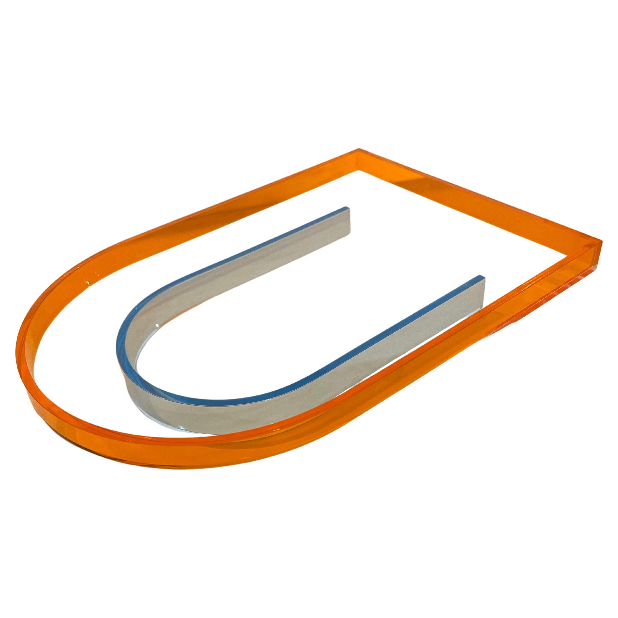 Bandeja Decorativa Postmoderna de Lucite con Detalles Naranja Claro y Azul
