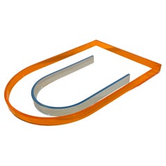 Bandeja Decorativa Postmoderna de Lucite con Detalles Naranja Claro y Azul