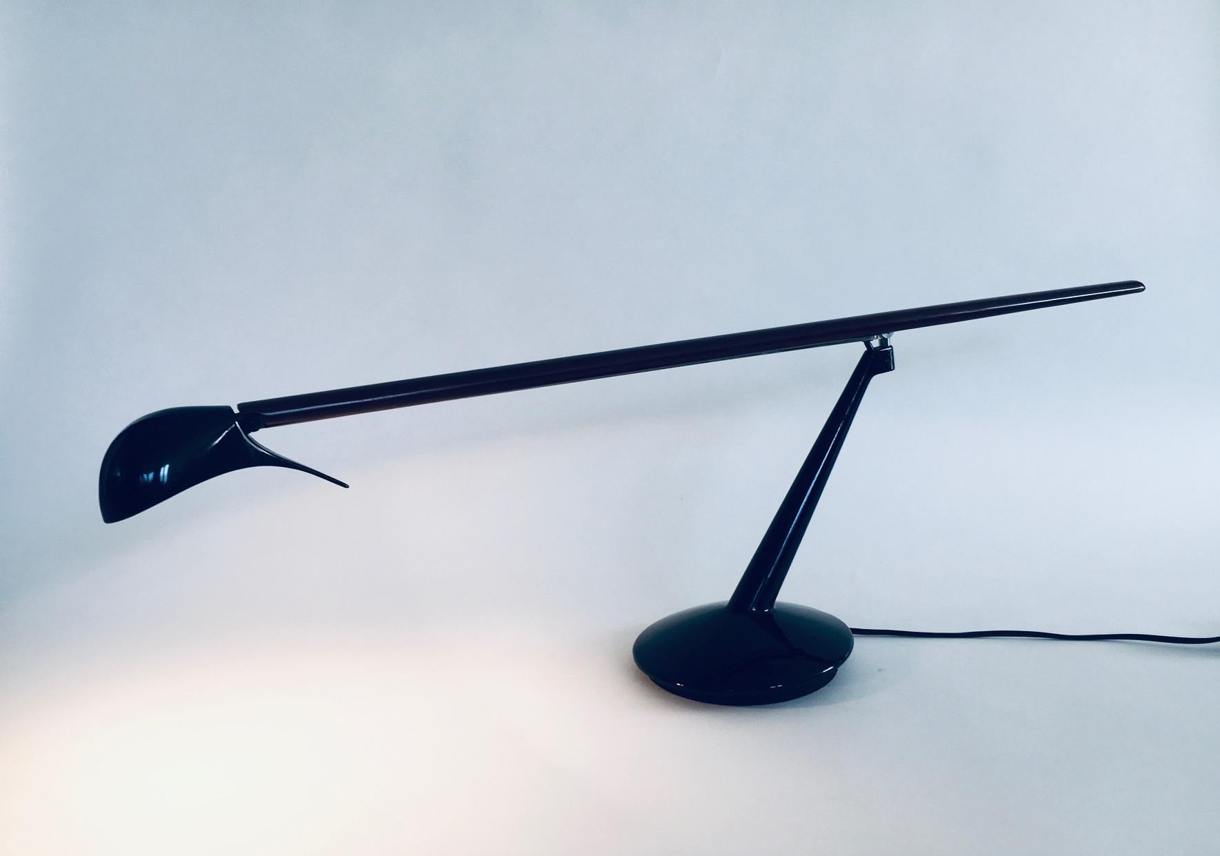Schreibtischlampe „Bluebird“ im postmodernen Design von Jorge Pensi für B. Lux, Spanien, 1990er Jahre (Postmoderne) im Angebot