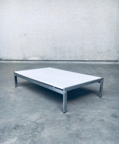 Postmodern Design Carrara Marble Low Coffee Table, Italy 1970's