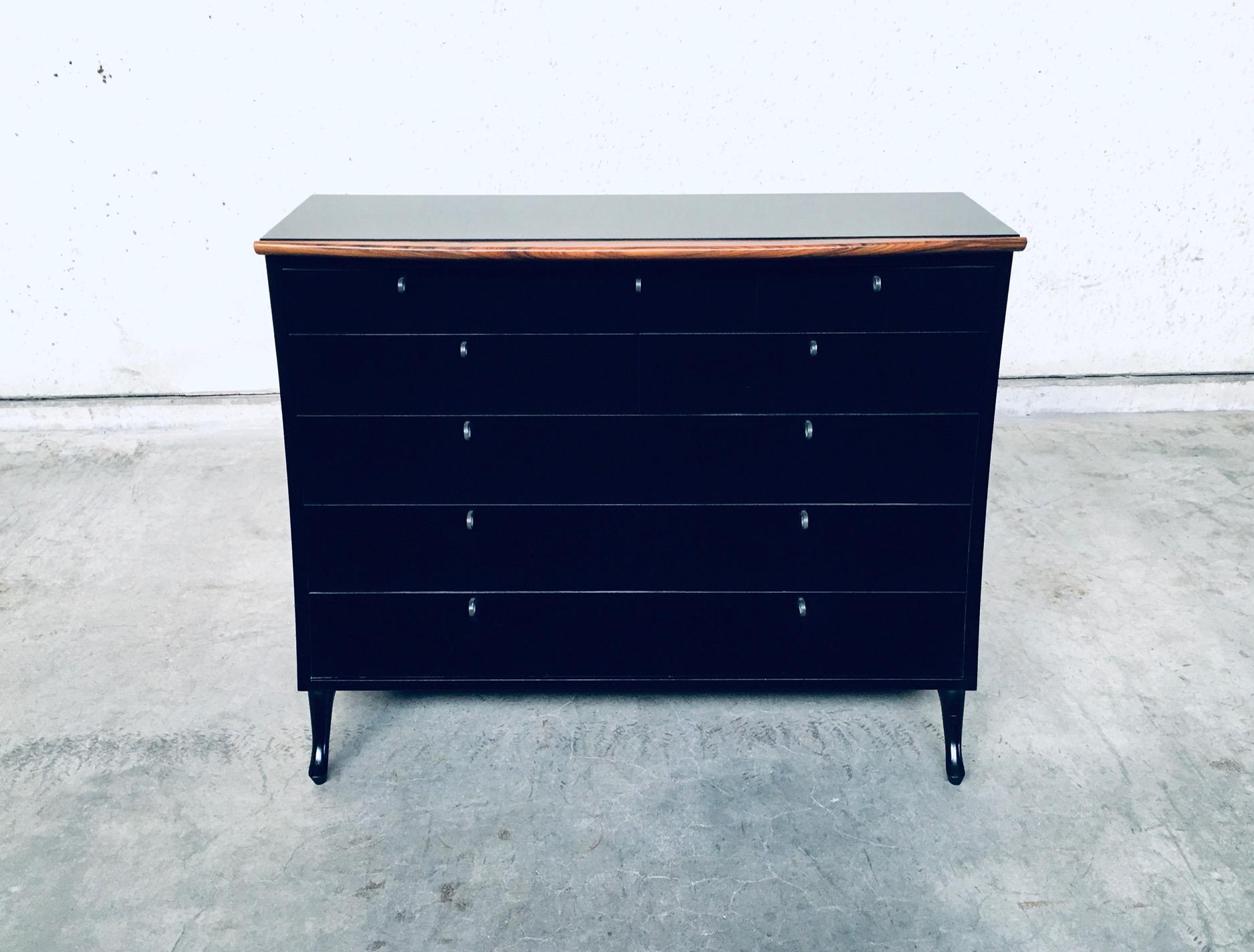 Post-Modern Postmodern Design Chest of Drawers by Umberto Asnago for Giorgetti, Italy 1980's For Sale