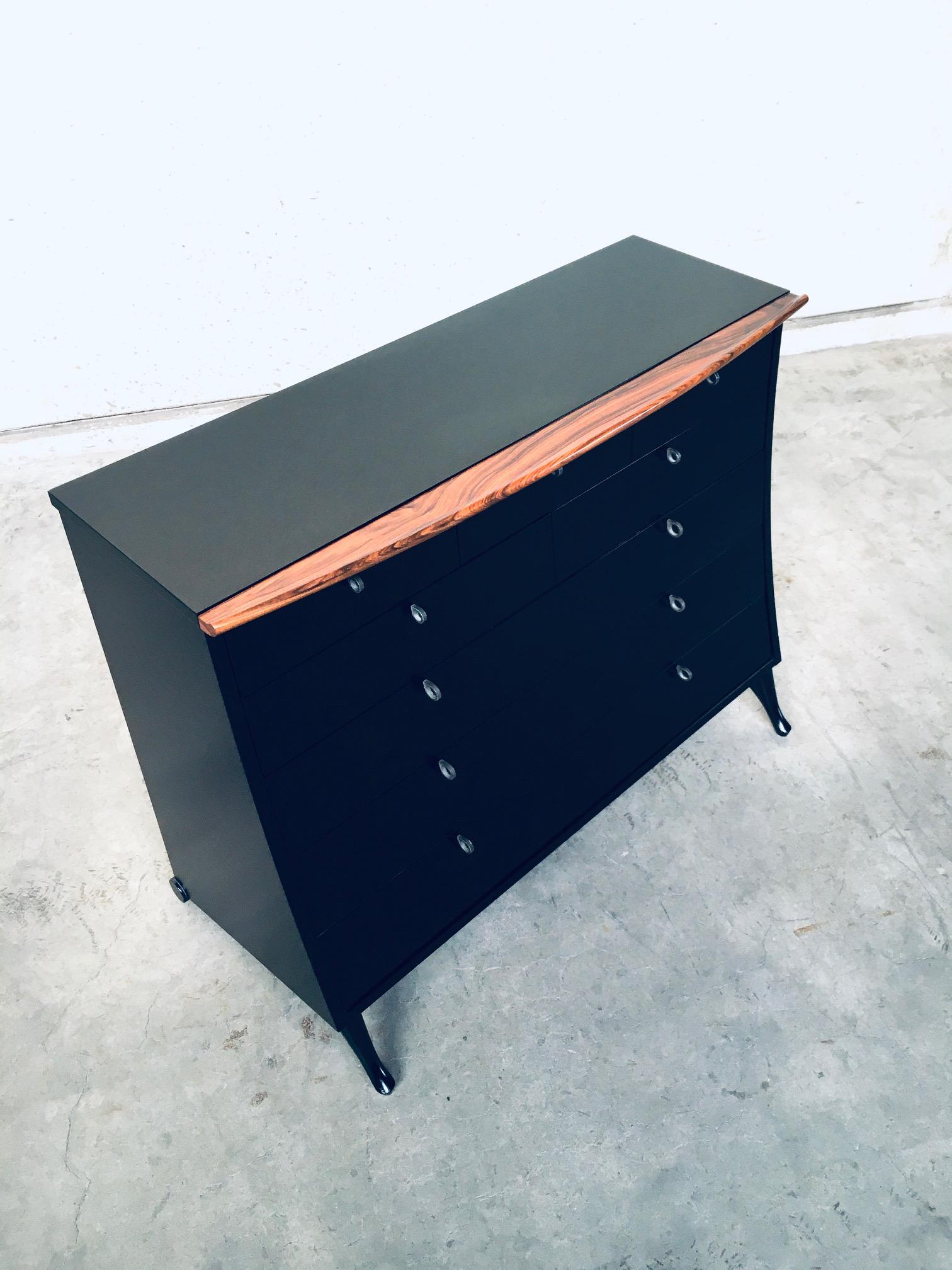 Lacquered Postmodern Design Chest of Drawers by Umberto Asnago for Giorgetti, Italy 1980's For Sale