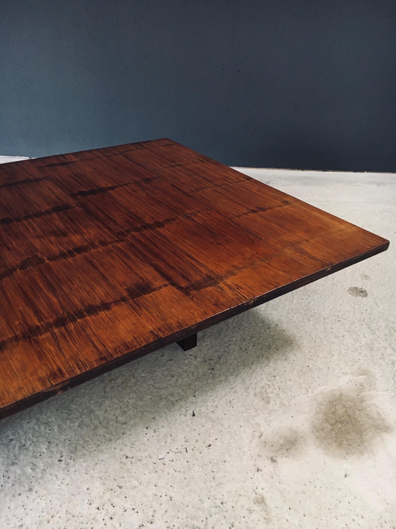 Tavolino da caffè di design postmoderno in bambù di Axel Vervoordt, Belgio anni '80 3