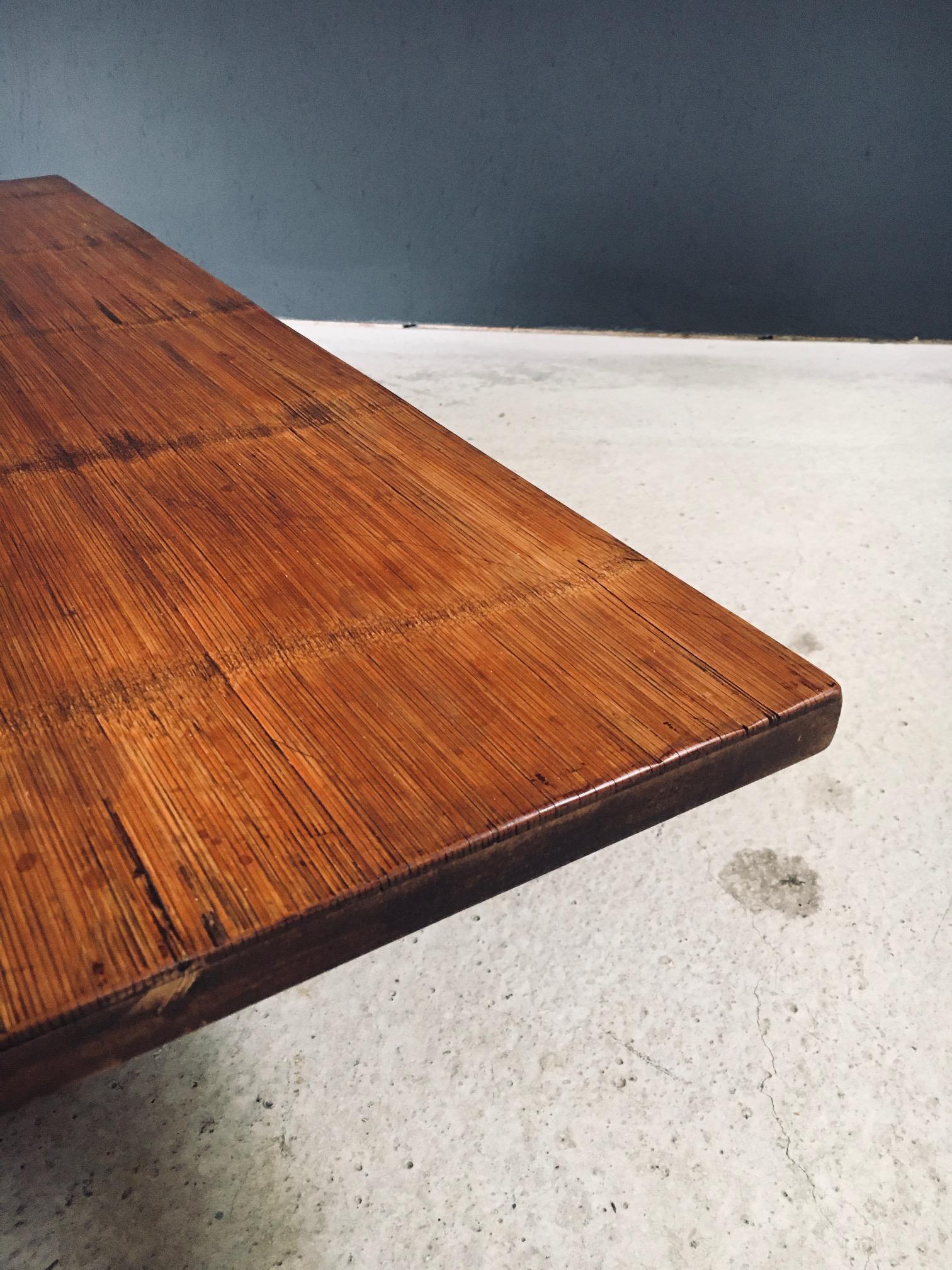 Tavolino da caffè di design postmoderno in bambù di Axel Vervoordt, Belgio anni '80 12