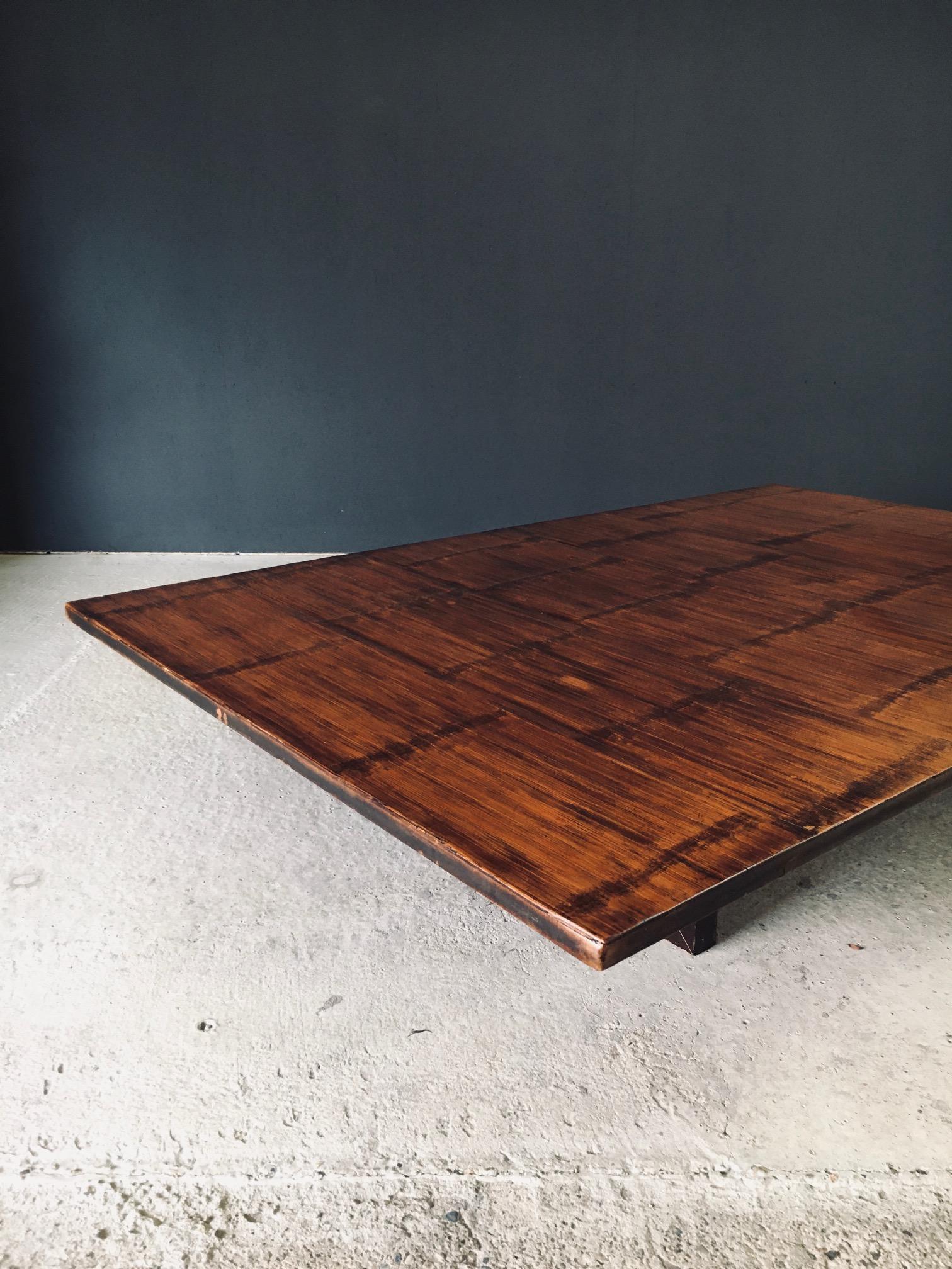 Tavolino da caffè di design postmoderno in bambù di Axel Vervoordt, Belgio anni '80 1