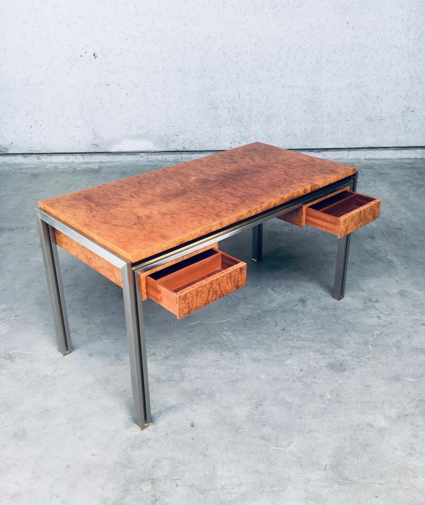 Postmodern Design in Style of Milo Baughman Burl Wood Desk, 1970's In Good Condition In Oud-Turnhout, VAN