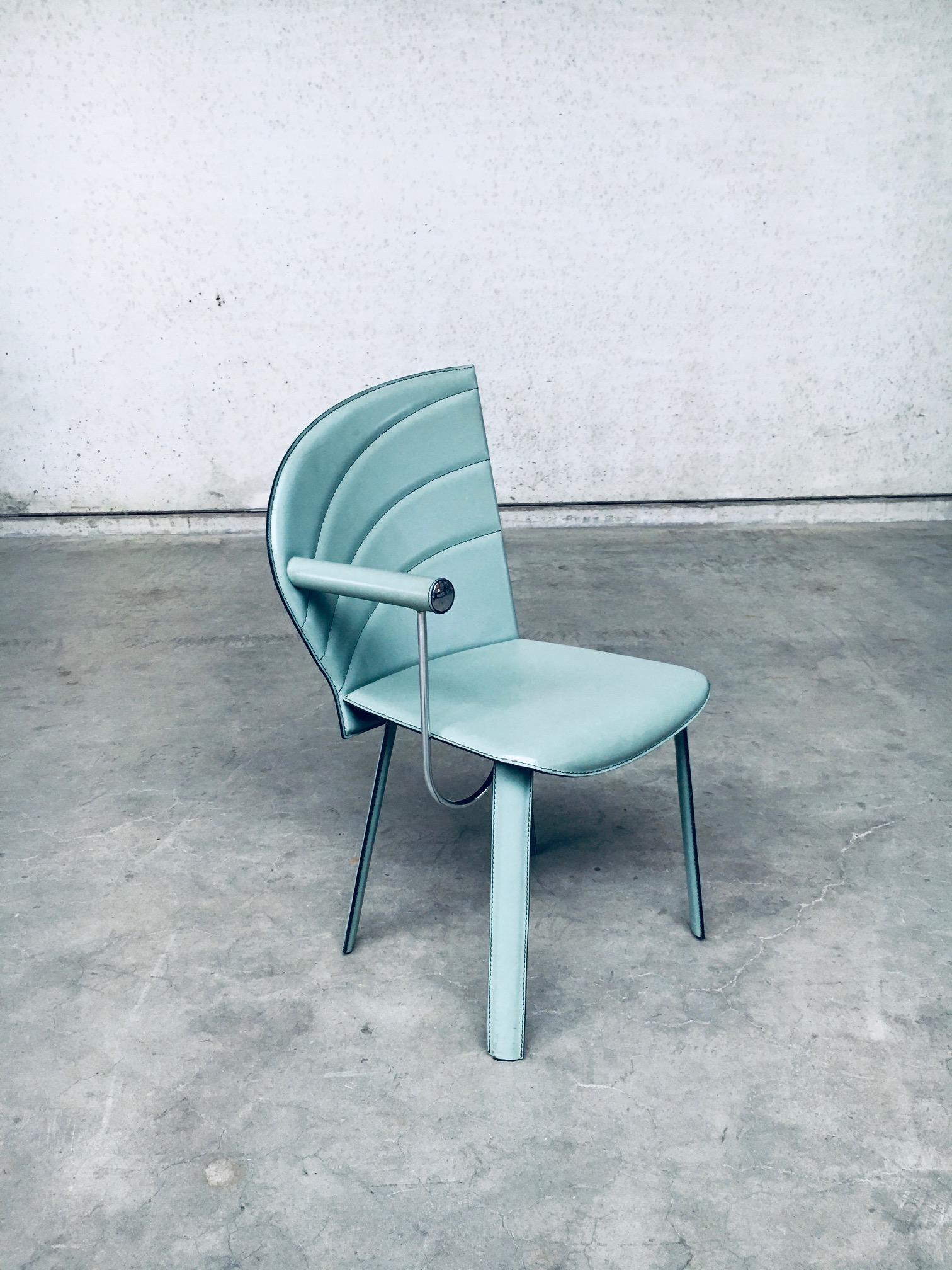 Ensemble de chaises de salle à manger en cuir au design postmoderne de Mario Morbidelli pour Naos, Italie  en vente 3