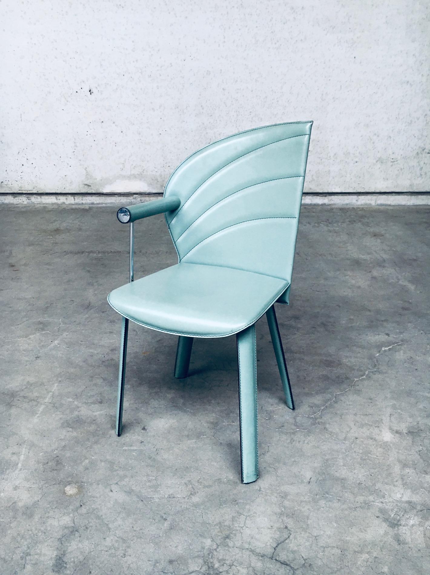 Ensemble de chaises de salle à manger en cuir au design postmoderne de Mario Morbidelli pour Naos, Italie  en vente 4