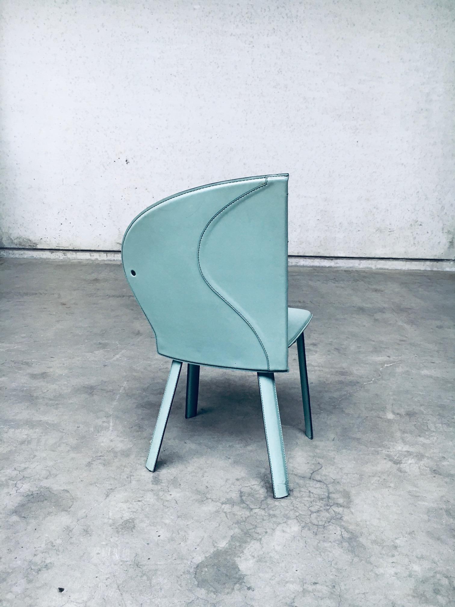 Ensemble de chaises de salle à manger en cuir au design postmoderne de Mario Morbidelli pour Naos, Italie  en vente 11
