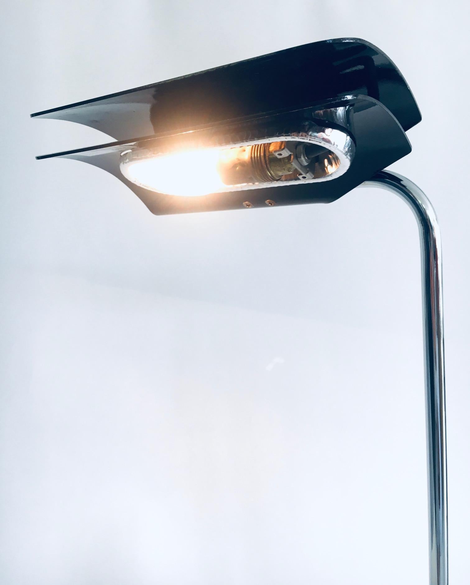 Postmodernes Design TEGOLA Schreibtischlampe von Bruno Gecchelin, Italien 1980er Jahre im Angebot 8